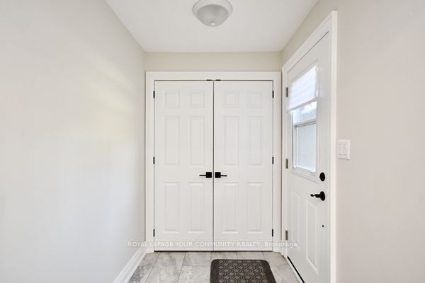 246 Mississauga Street W Property Photo 17