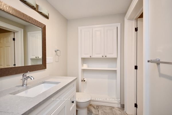 246 Mississauga Street W Property Photo 23