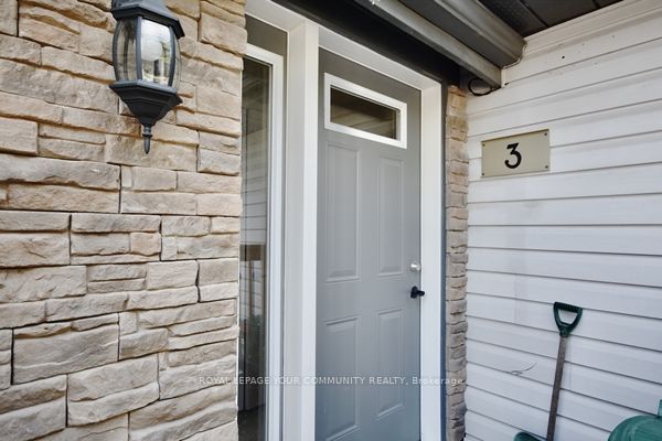 246 Mississauga Street W Property Photo 31