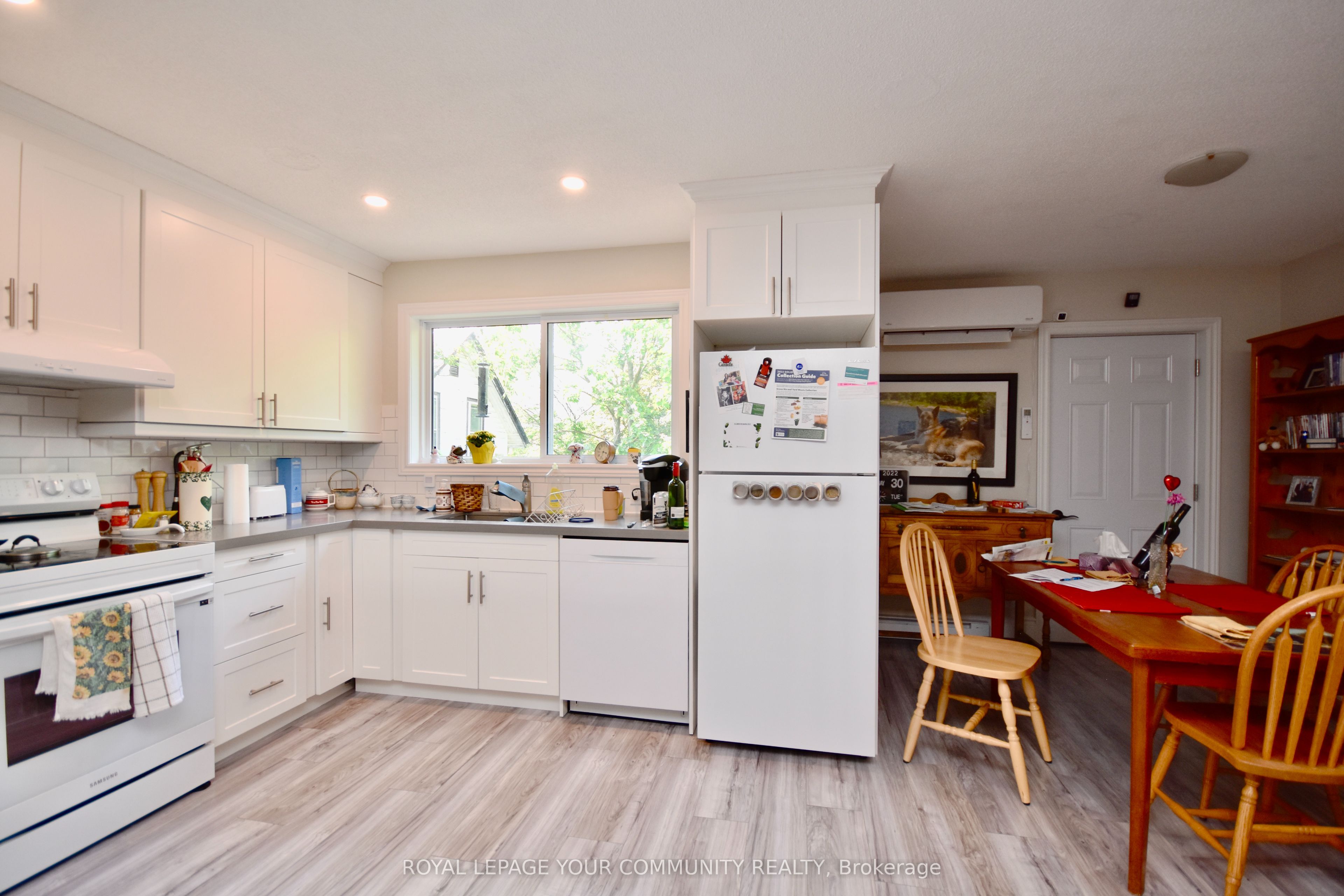 246 Mississauga Street W Property Photo 38