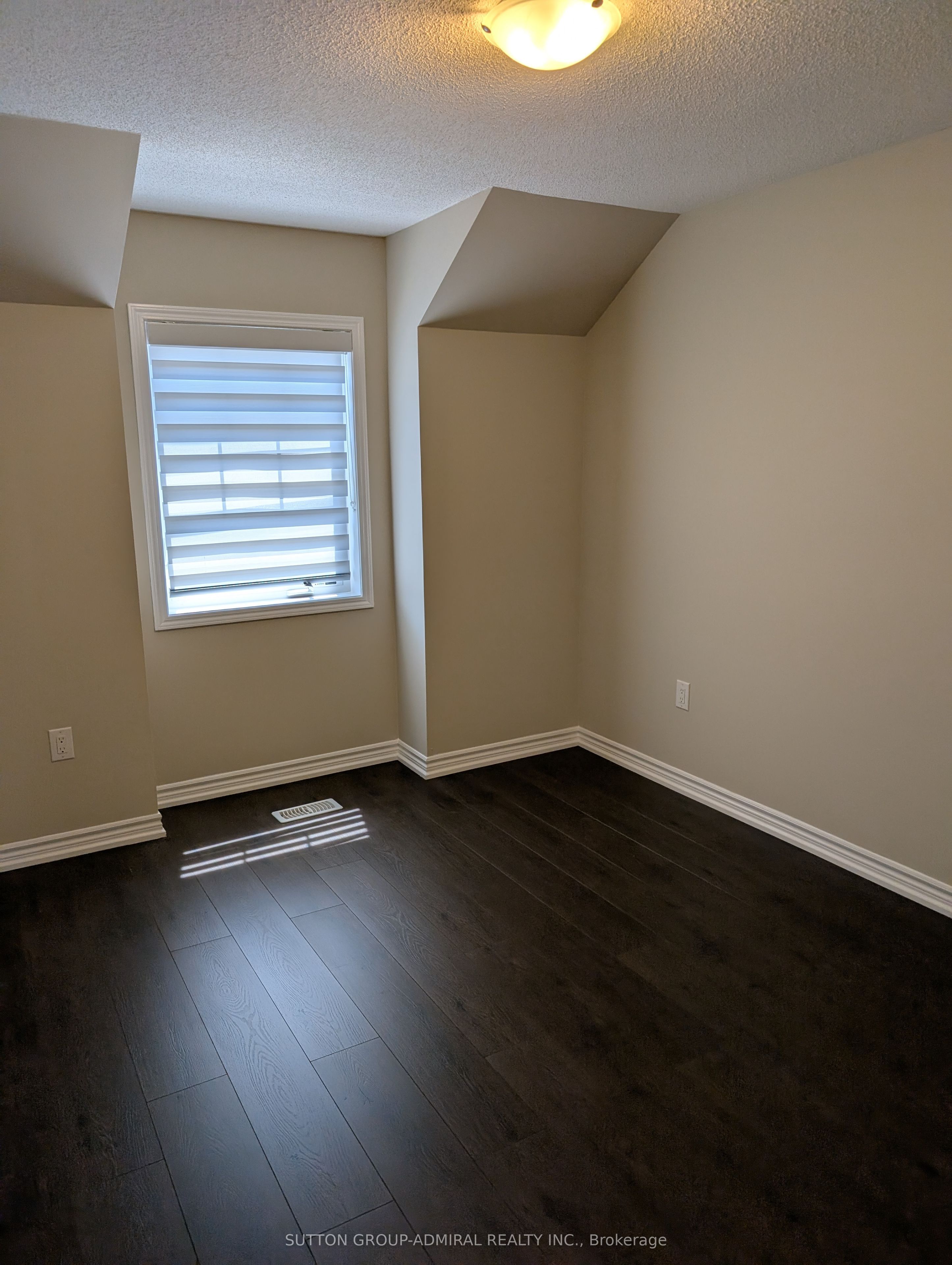 23 Hills Thistle Drive Property Photo 15