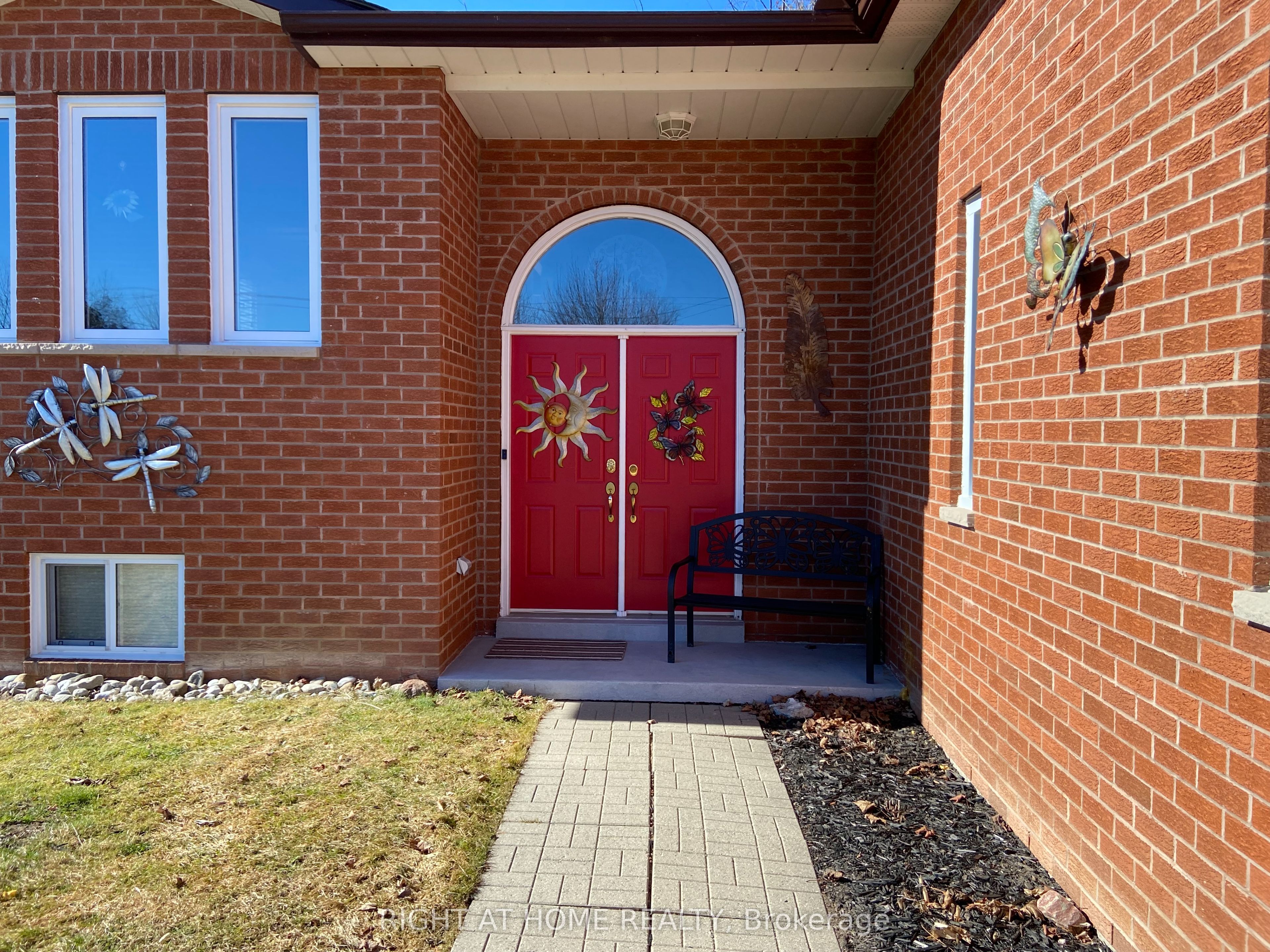4 Campbell Avenue Property Photo 3