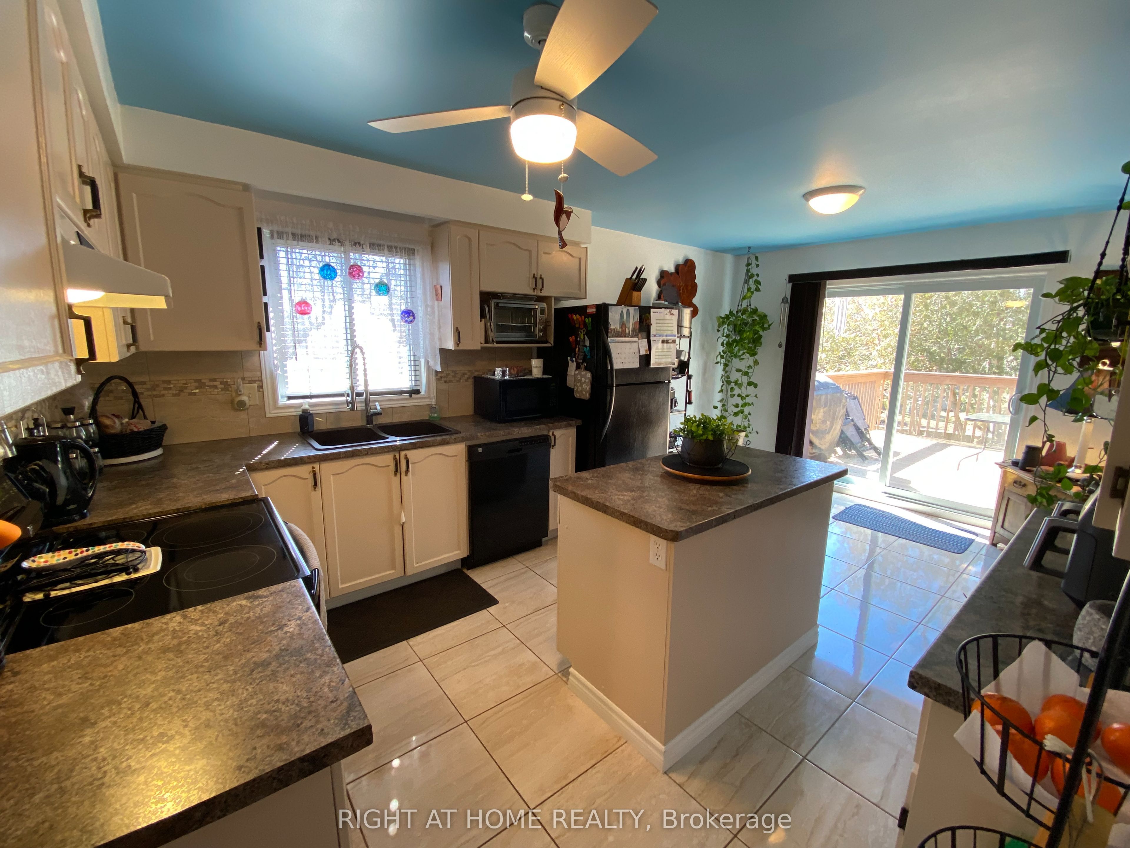 4 Campbell Avenue Property Photo 7