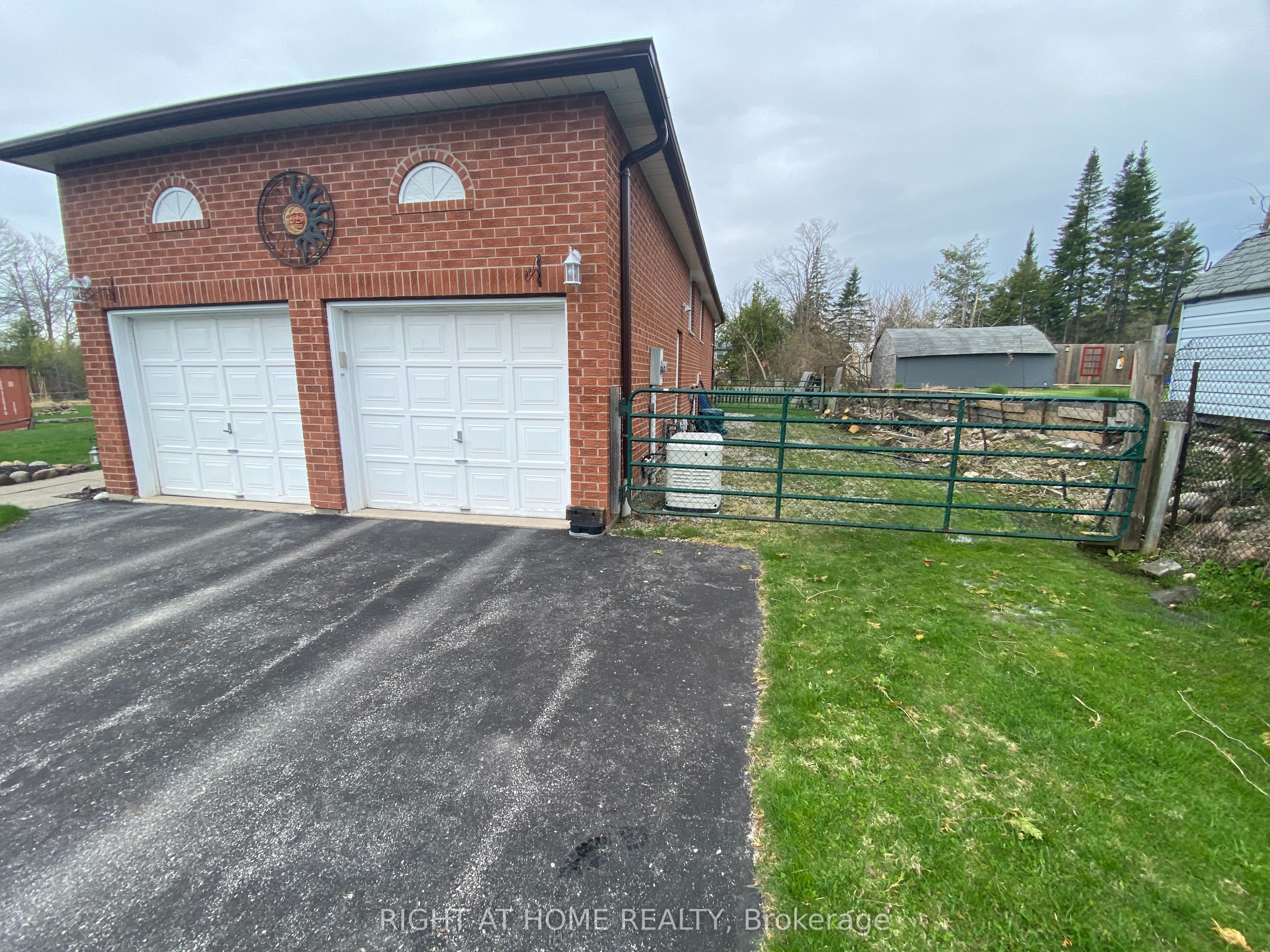 4 Campbell Avenue Property Photo 12