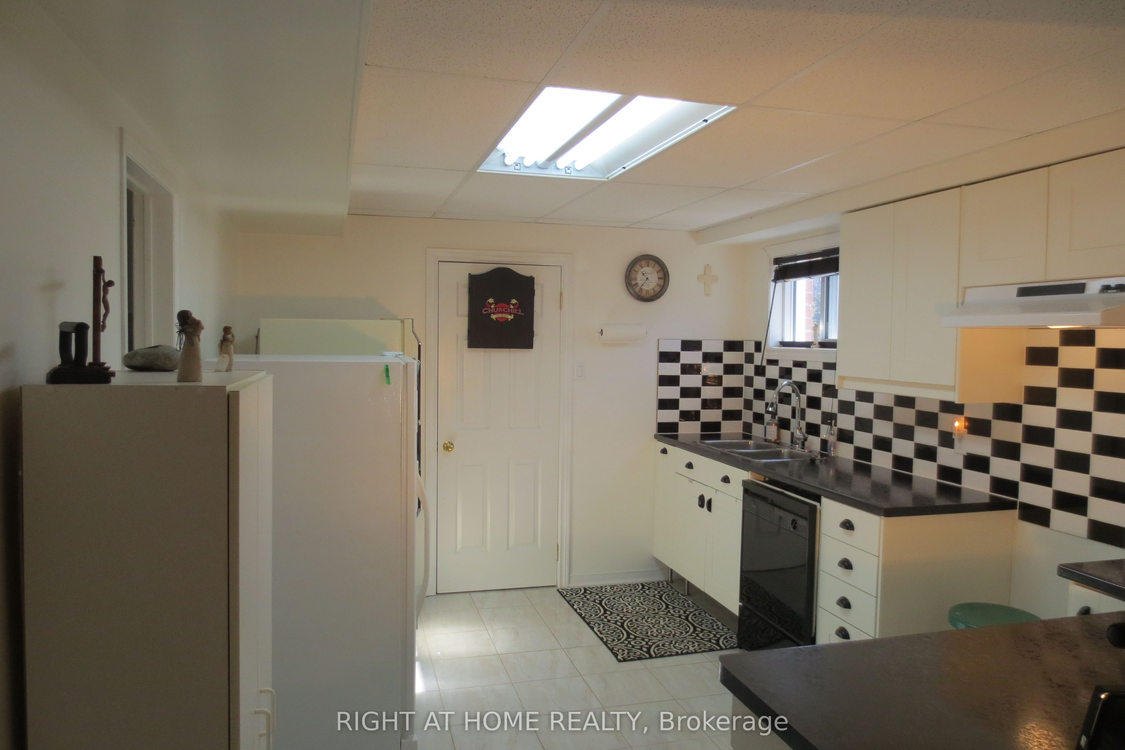 4 Campbell Avenue Property Photo 17