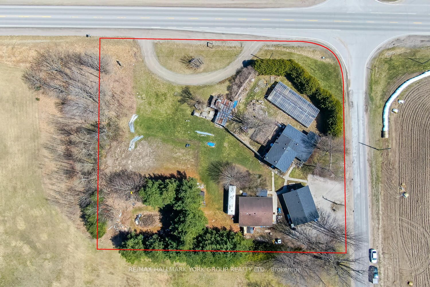 1008 Rainbow Valley Rd W Property Photo 3