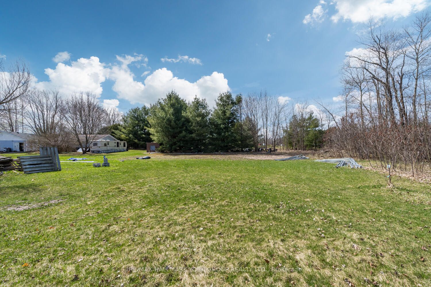 1008 Rainbow Valley Rd W Property Photo 26