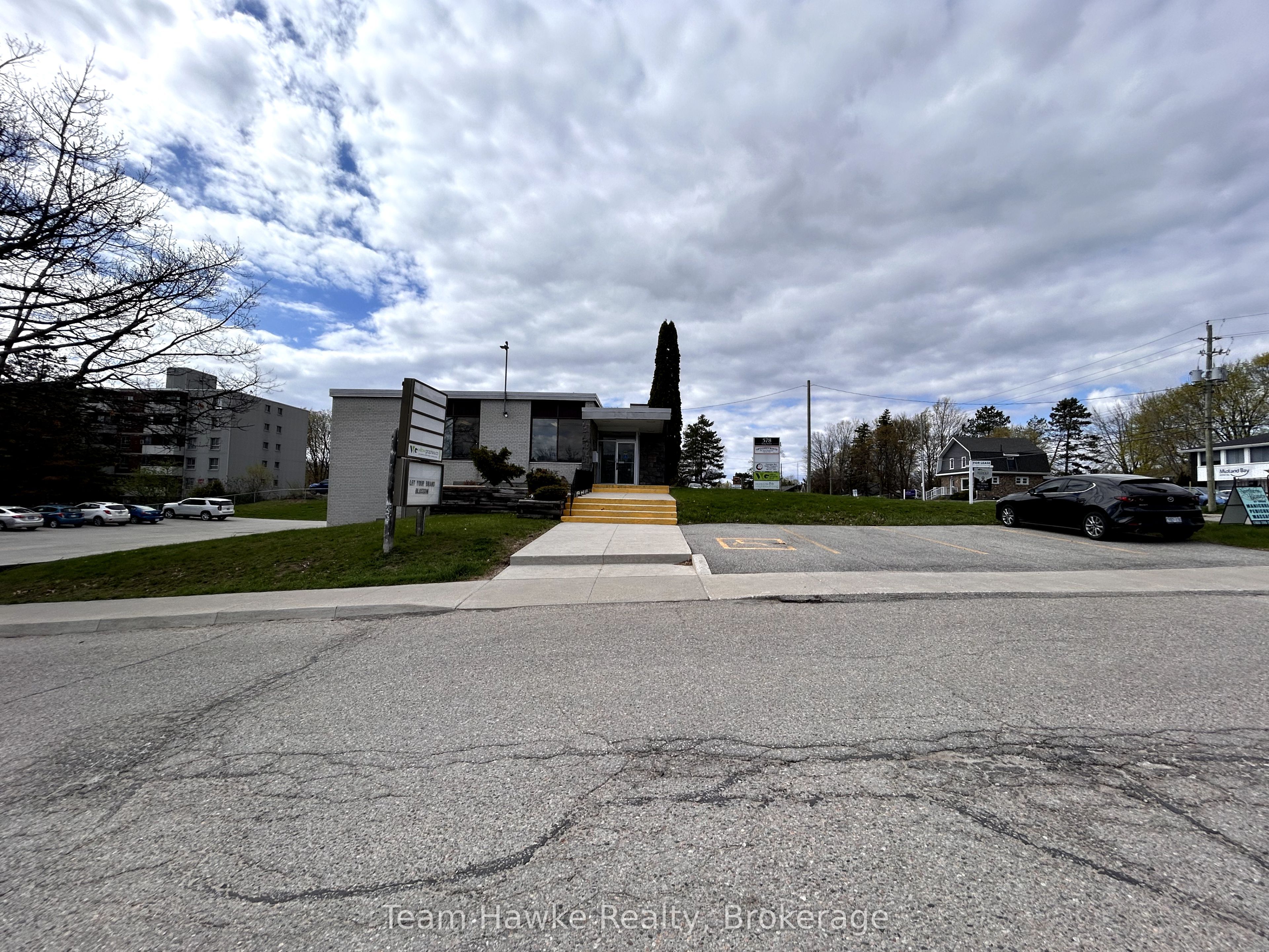 578 King Street Property Photo 25