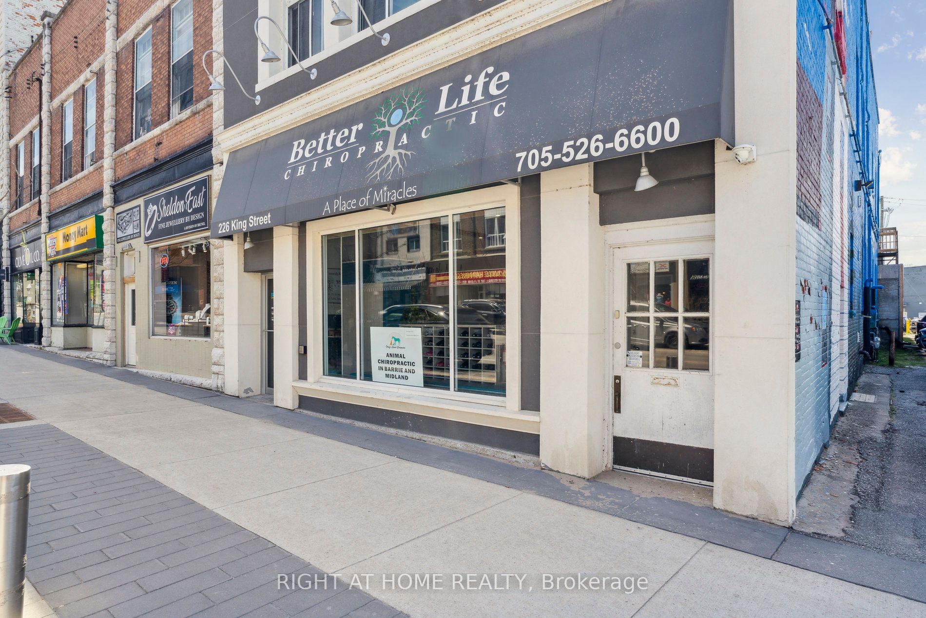 226 King Street Property Photo 3