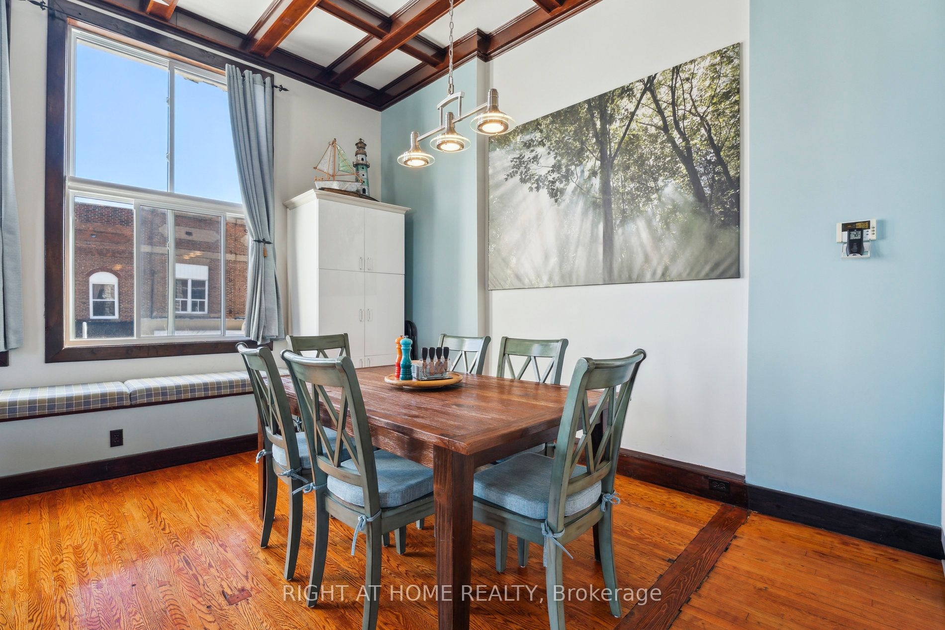 226 King Street Property Photo 7