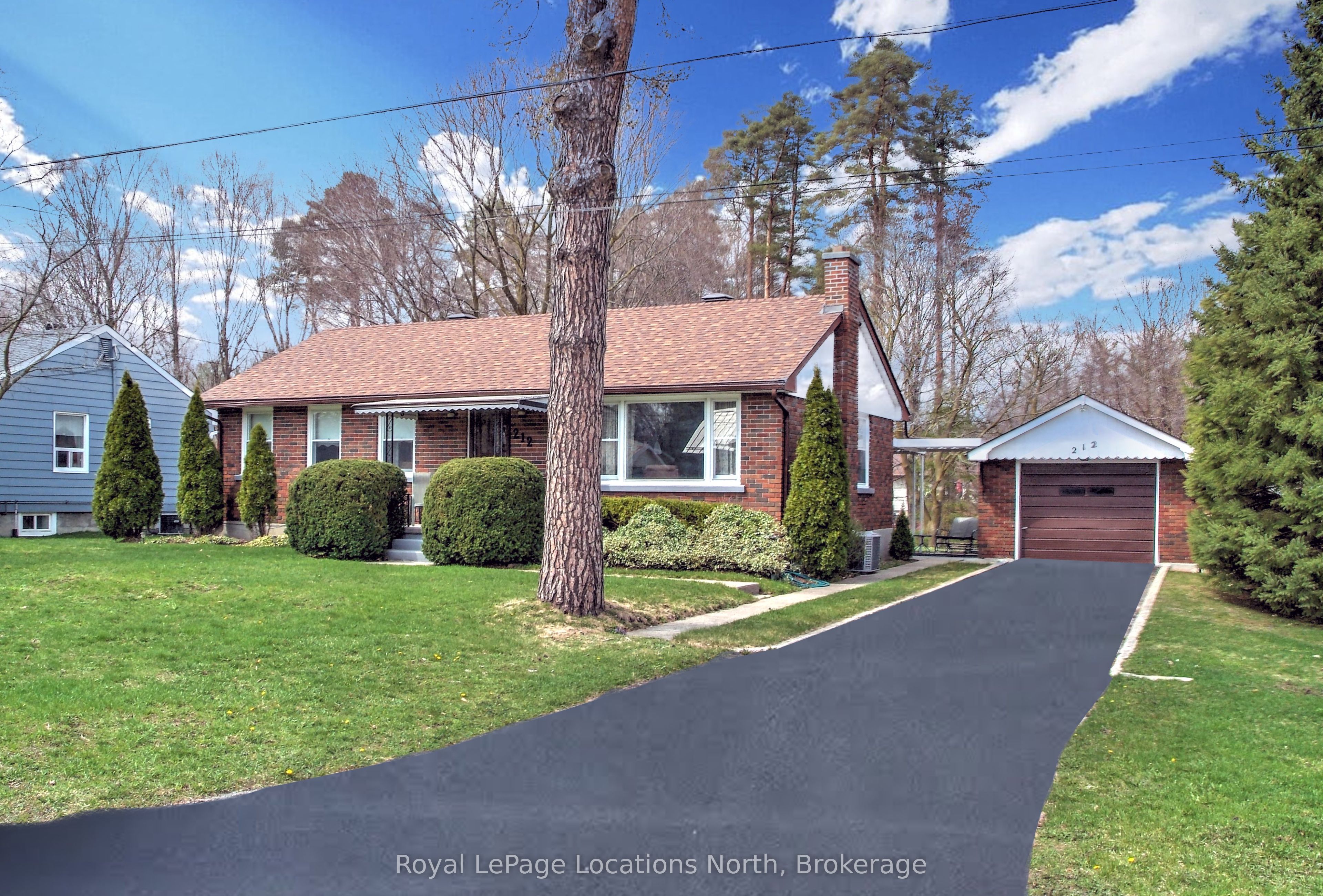 212 Kirkwood Drive Property Photo 1