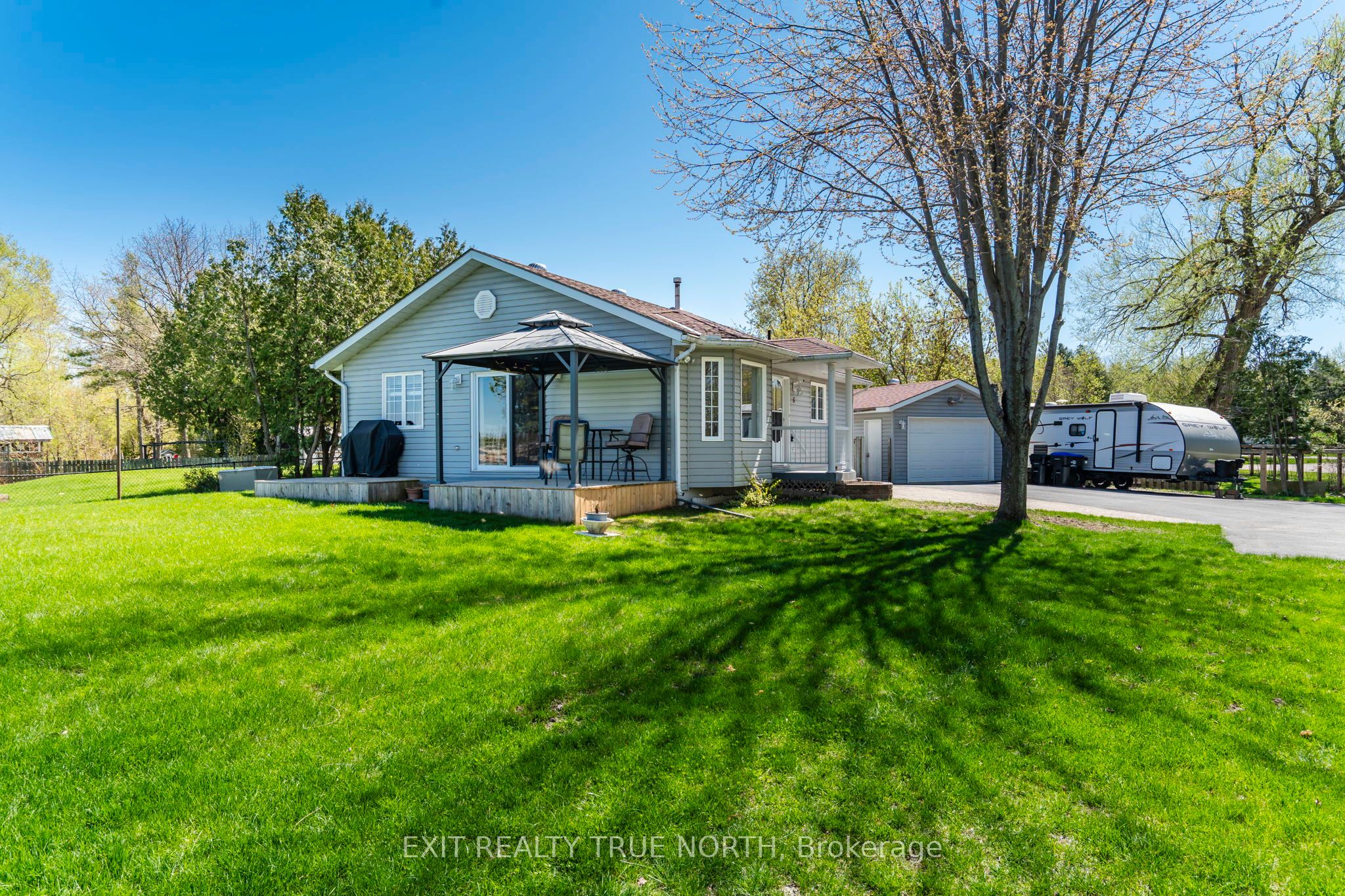 5 Hemlock Avenue Property Photo 6
