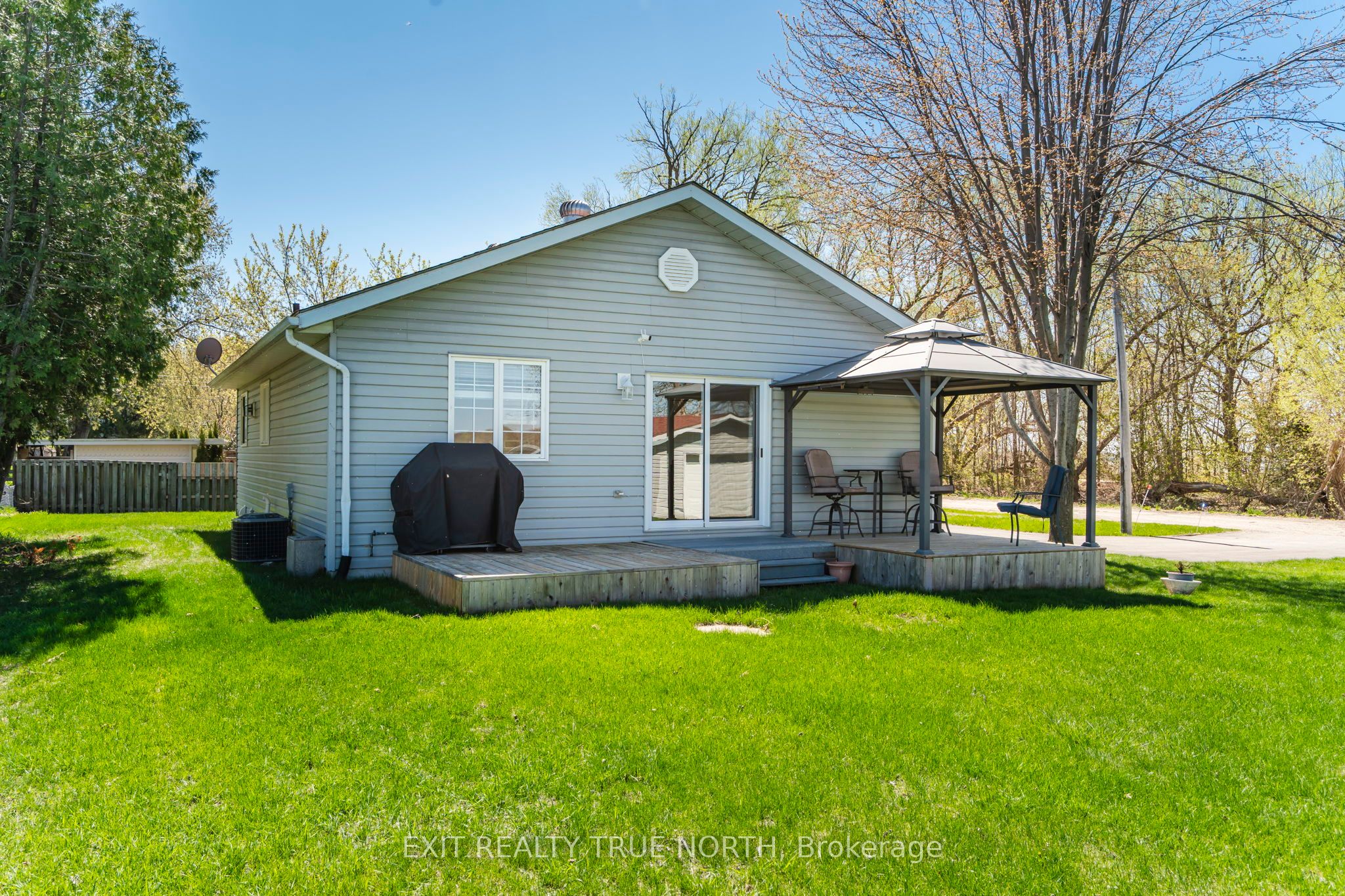 5 Hemlock Avenue Property Photo 18