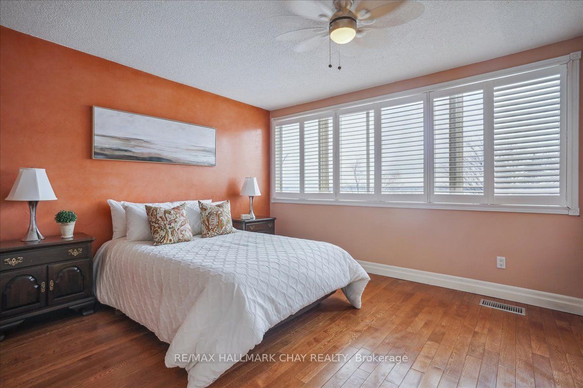 195 Collier Street Property Photo 20
