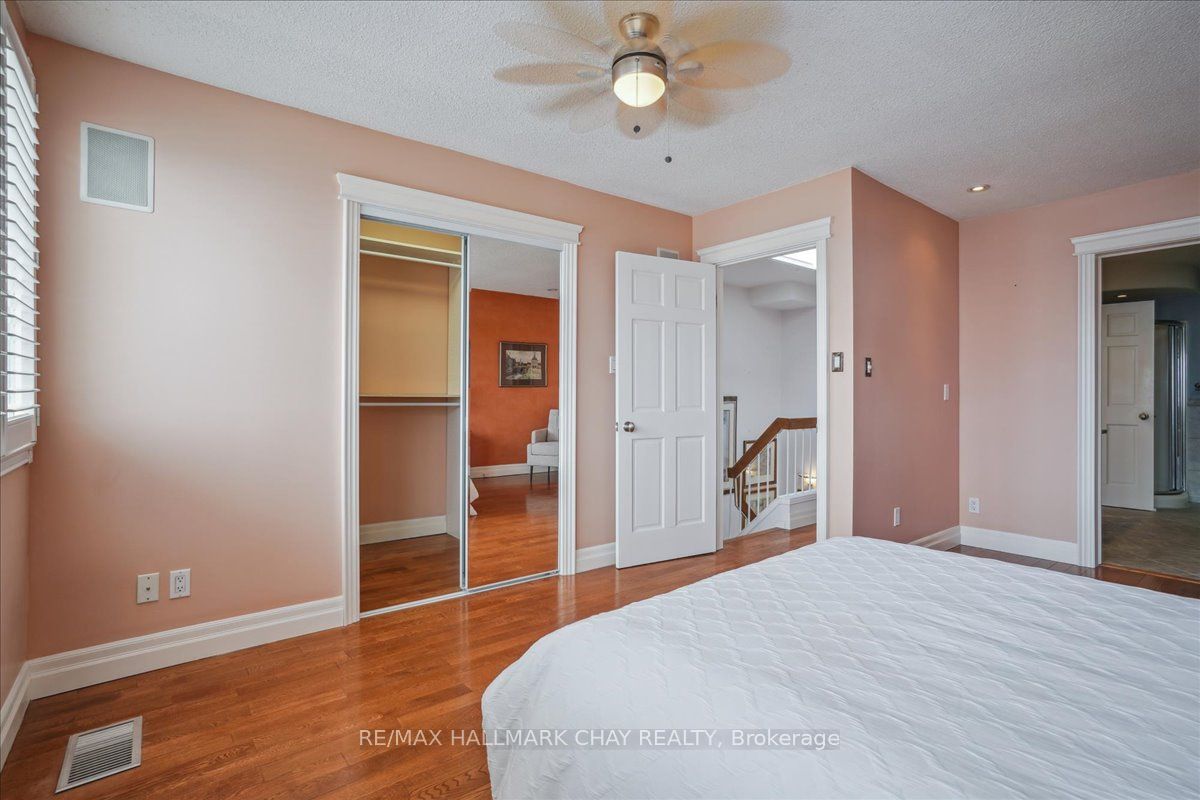 195 Collier Street Property Photo 22