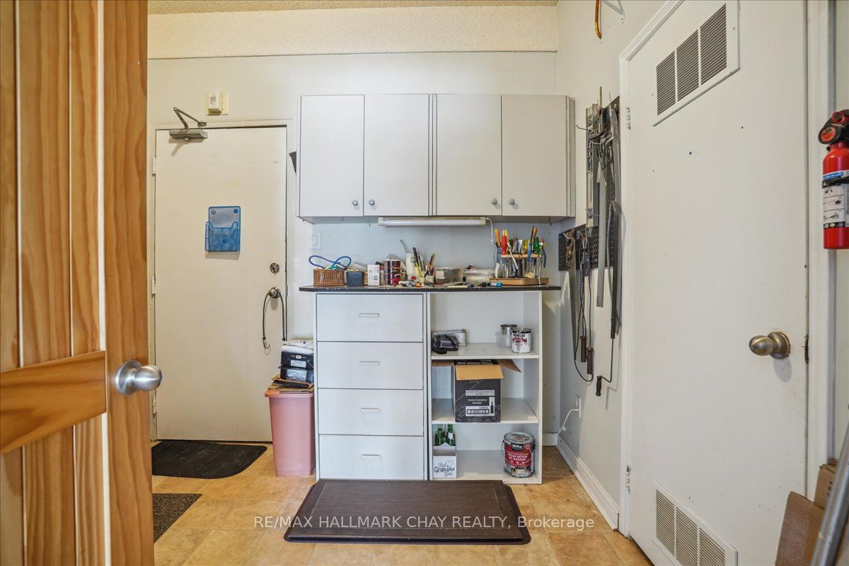195 Collier Street Property Photo 35
