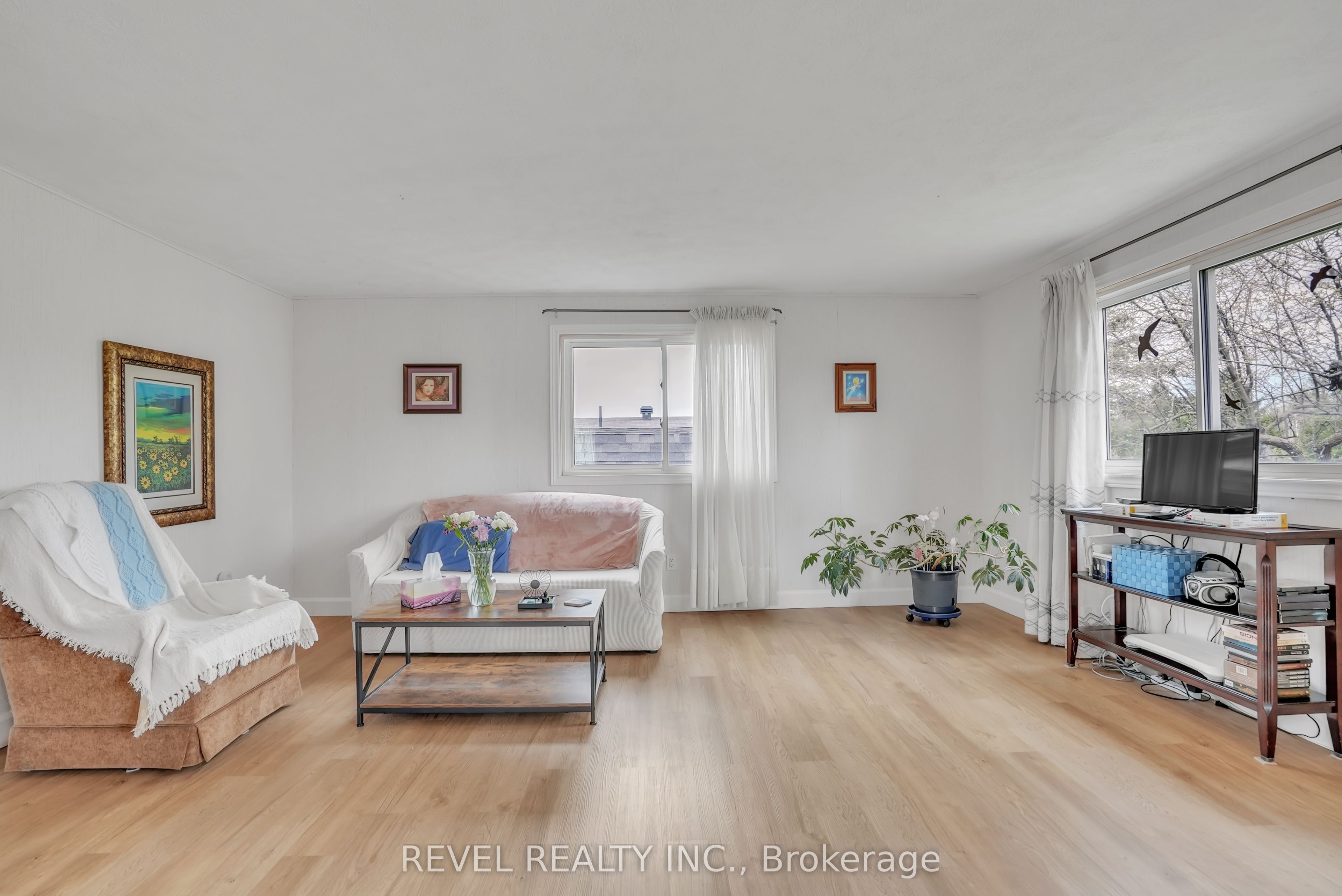 3 Tamarack Drive Property Photo 13