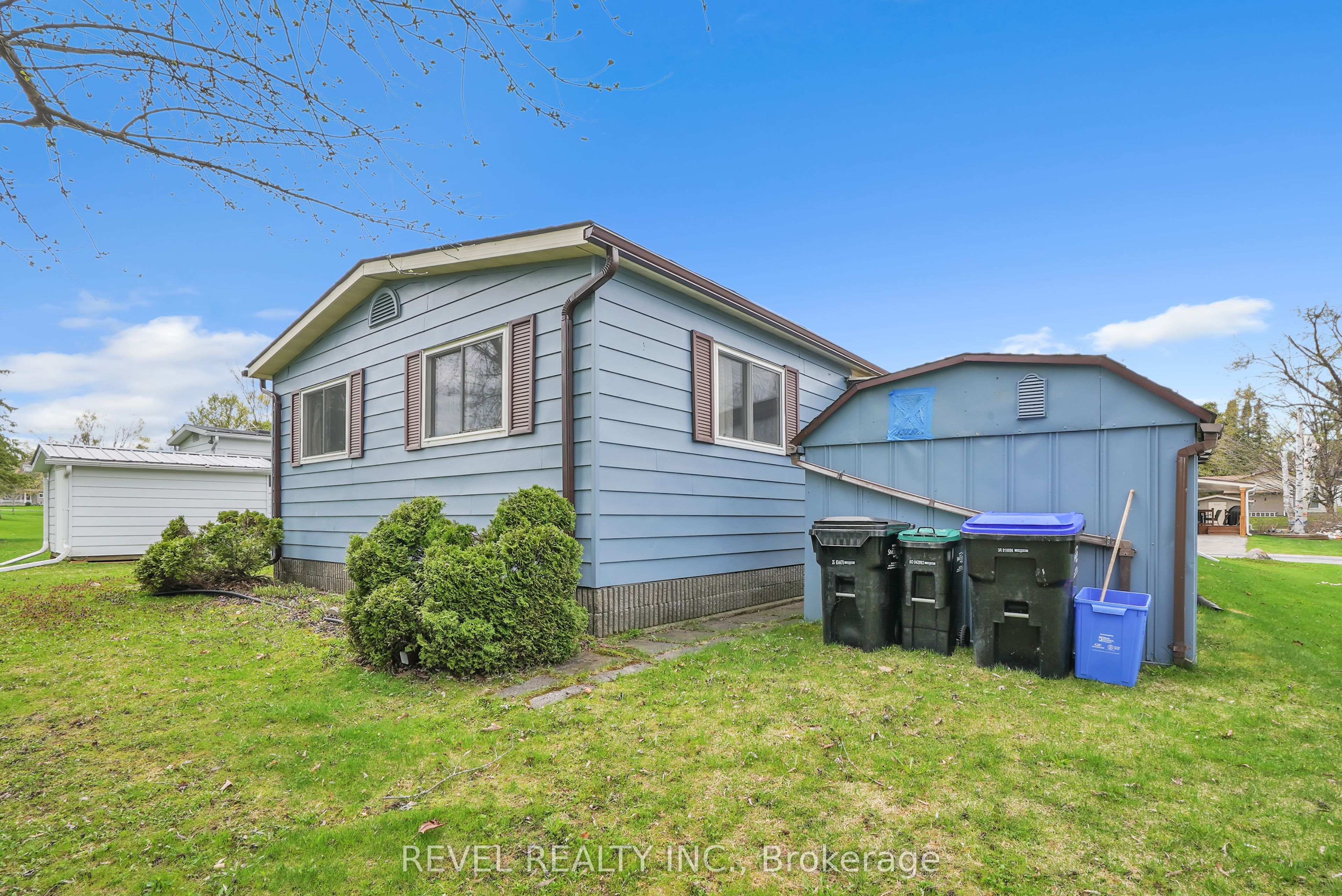 3 Tamarack Drive Property Photo 34