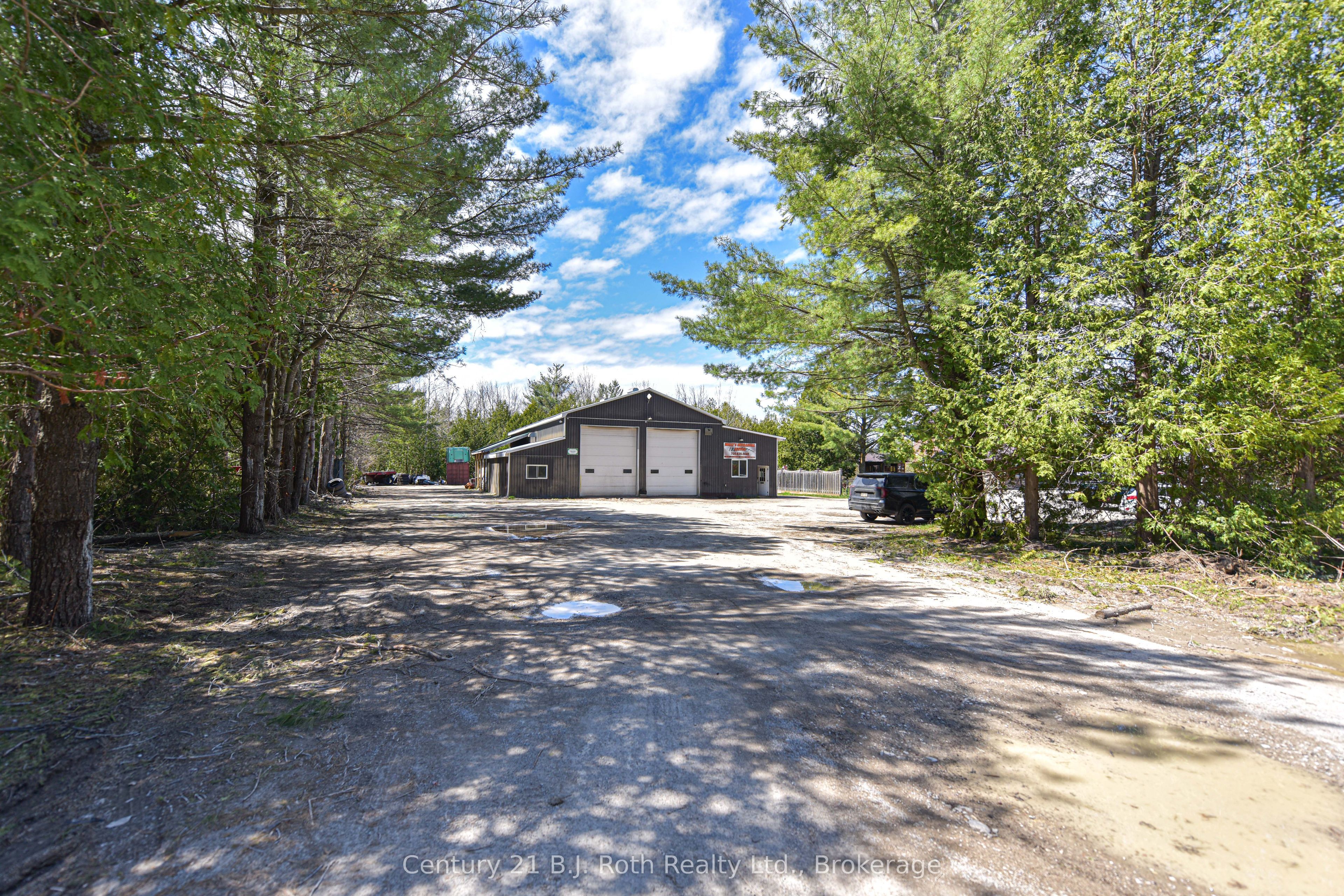1872 Anderson Line Property Photo 5