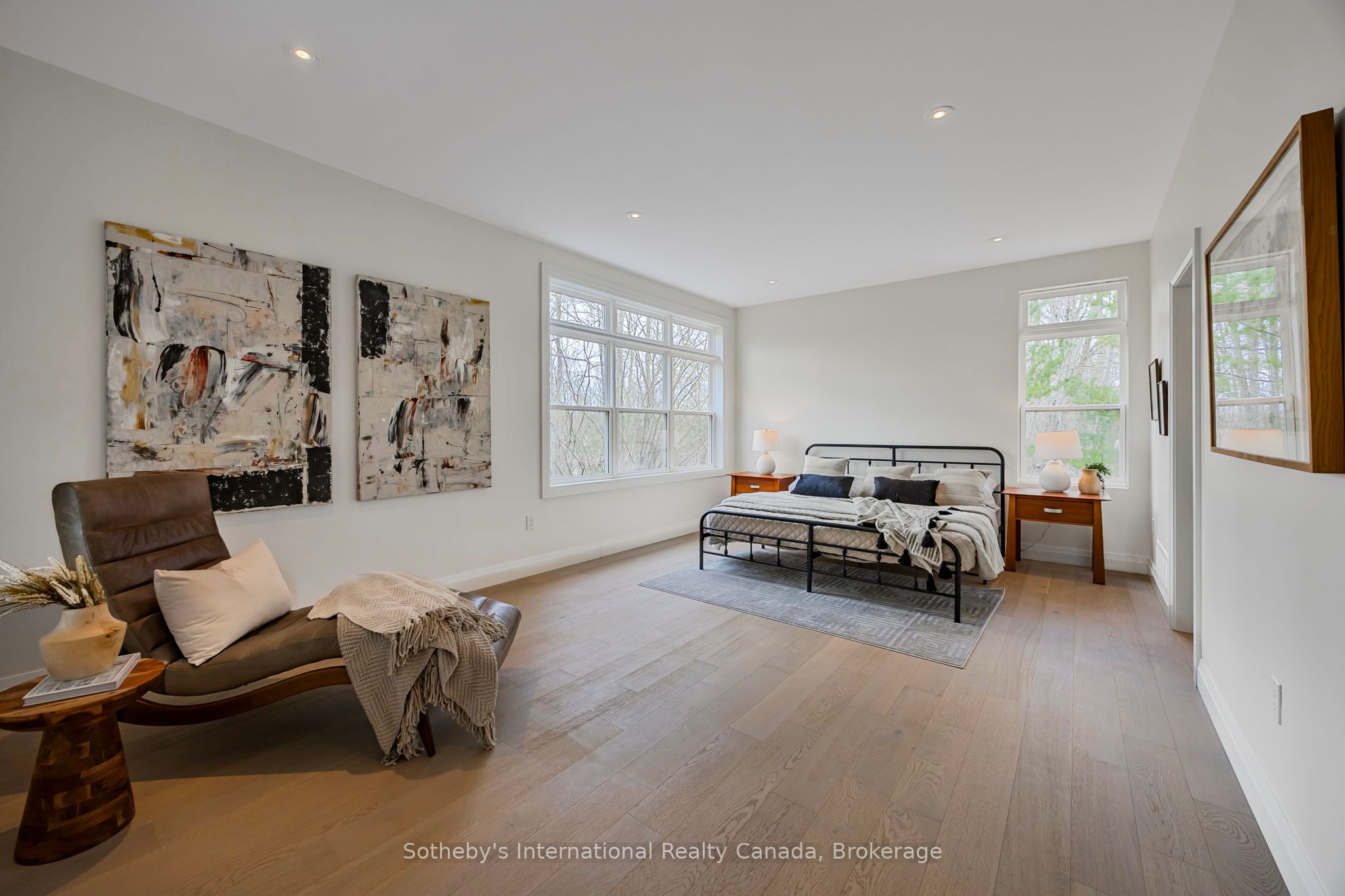 2 Swan Lane Property Photo 23