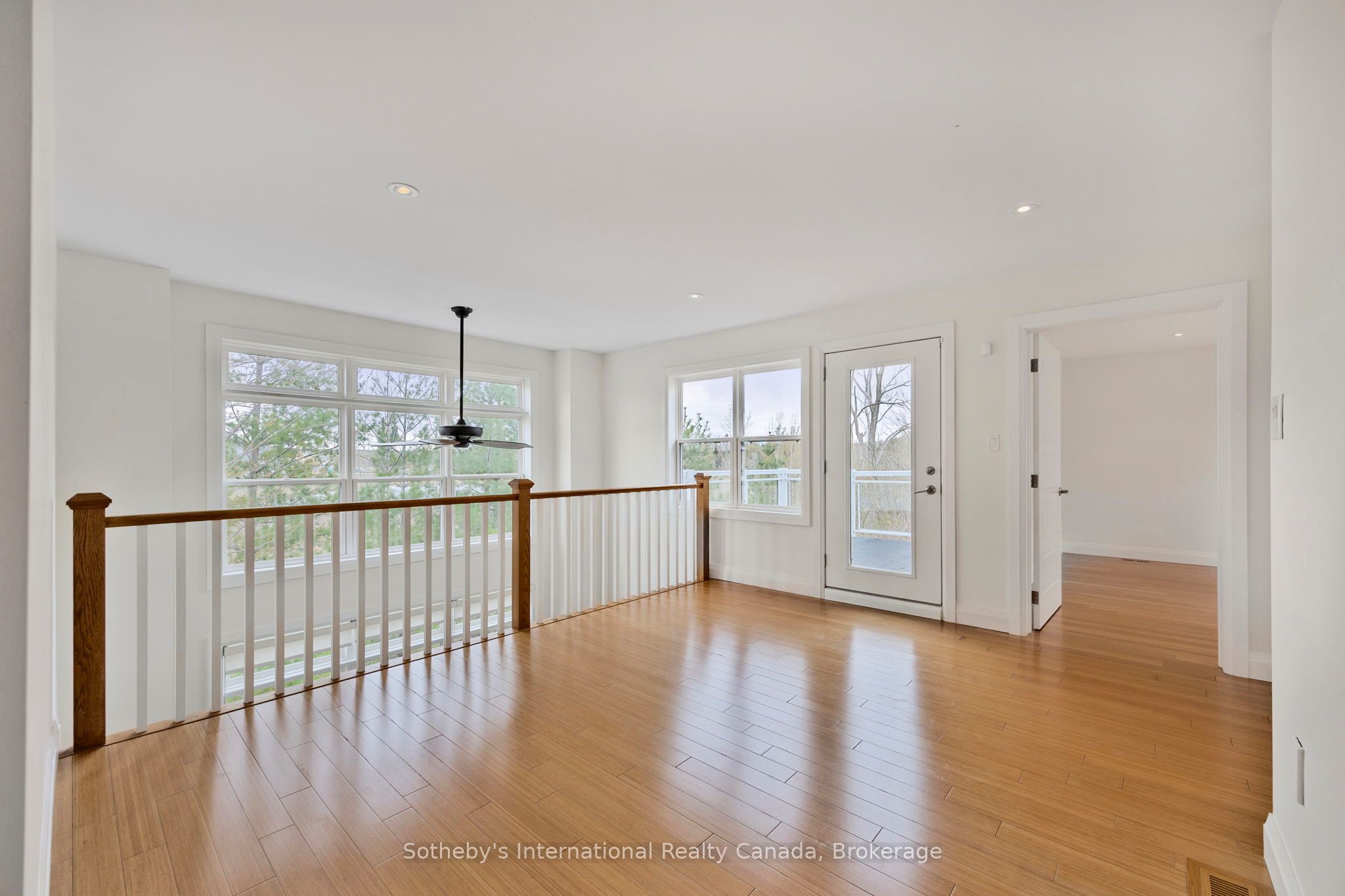 2 Swan Lane Property Photo 30
