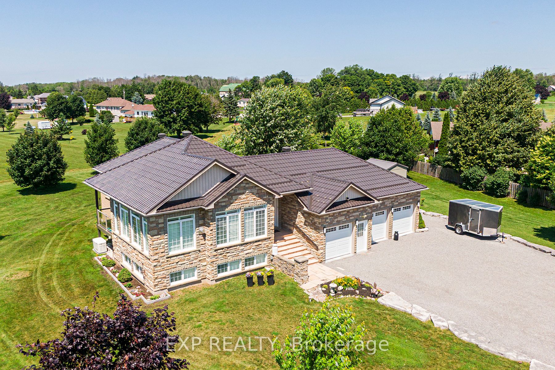 2884 Sunnydale Ln Property Photo 1