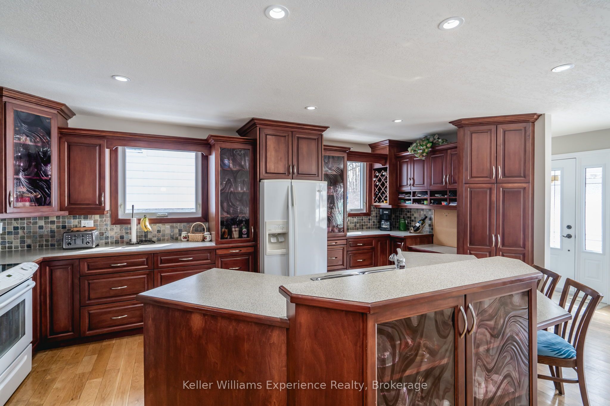 201 Bayfield Avenue Property Photo 7