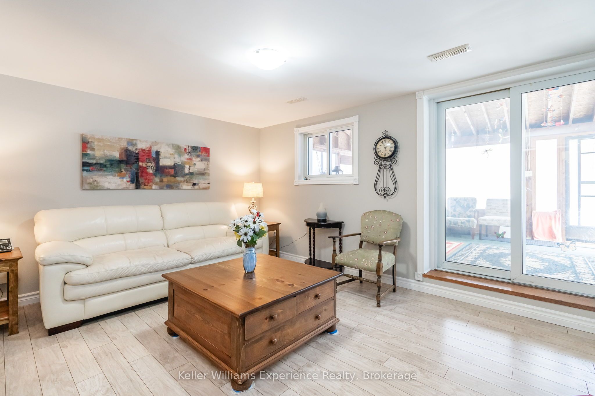 201 Bayfield Avenue Property Photo 29
