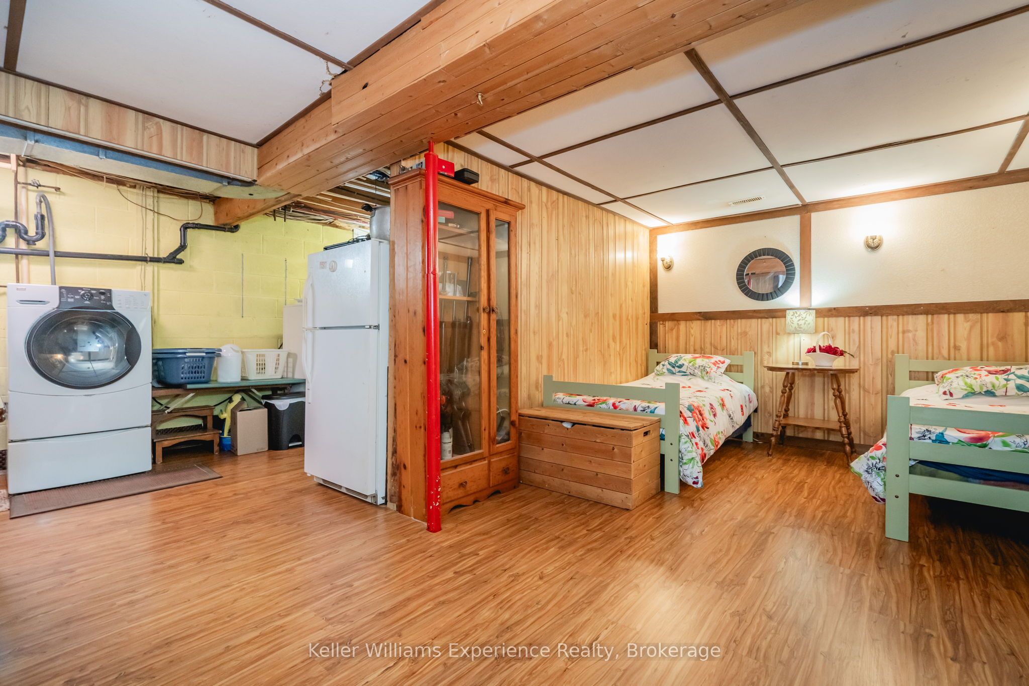 201 Bayfield Avenue Property Photo 34