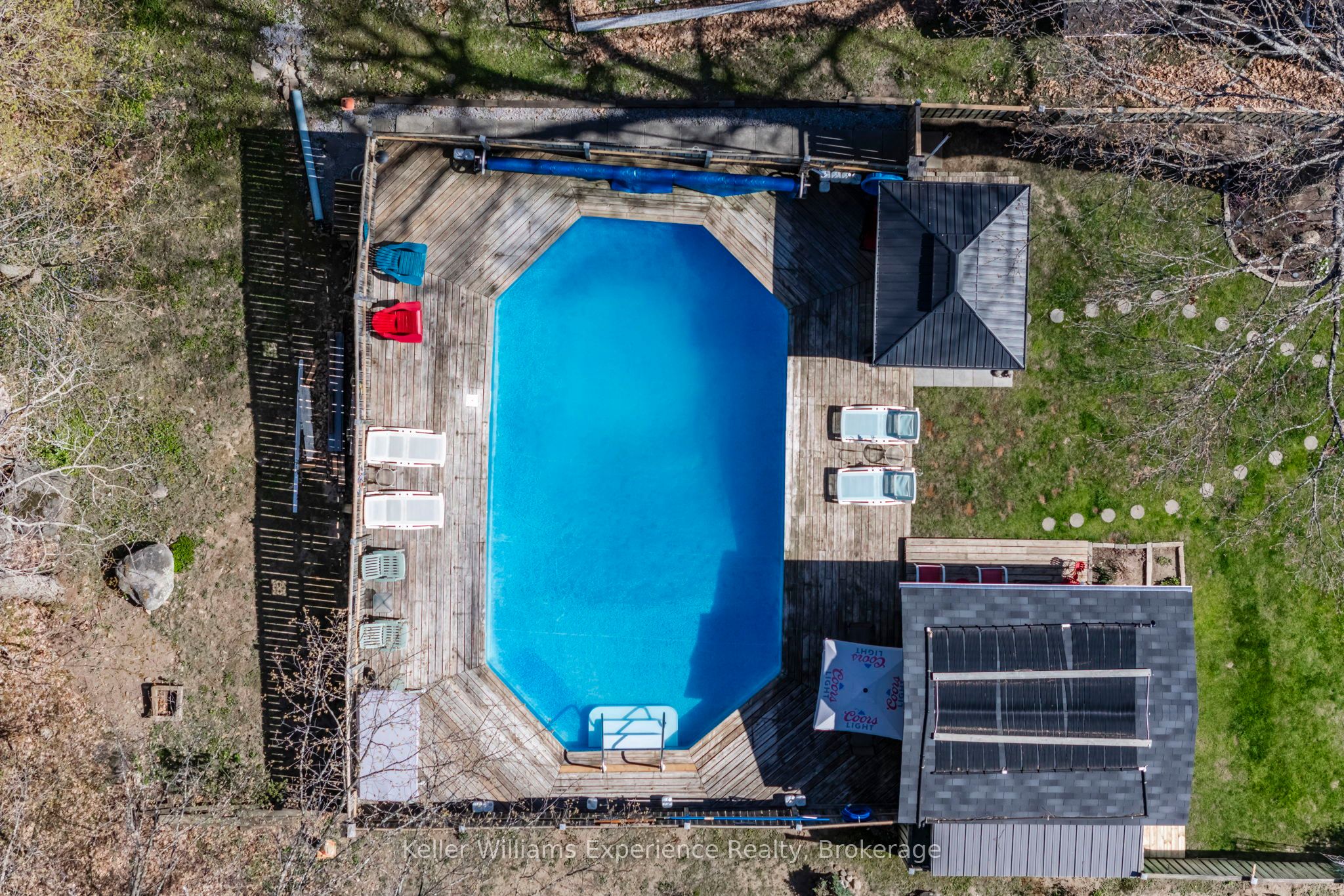 201 Bayfield Avenue Property Photo 45