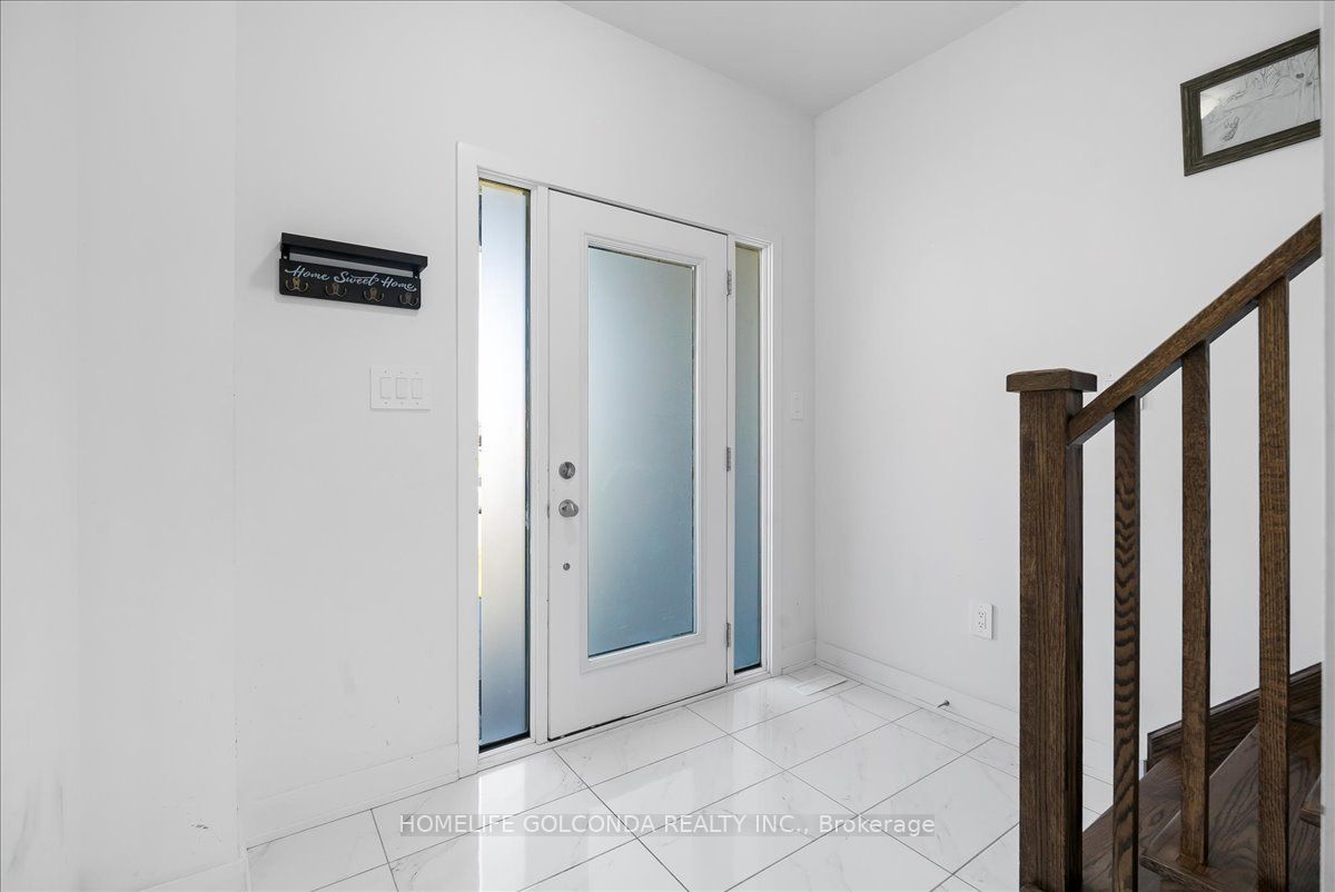 9 Evergreen Terrace Property Photo 4