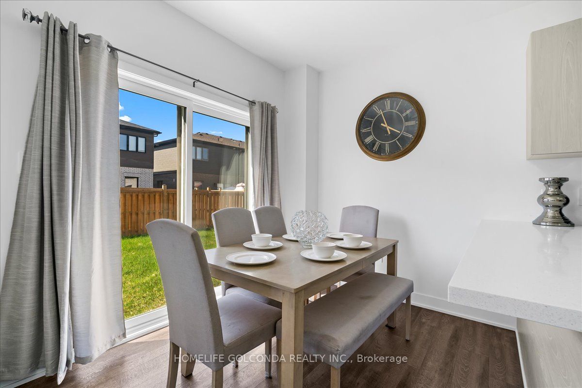 9 Evergreen Terrace Property Photo 15