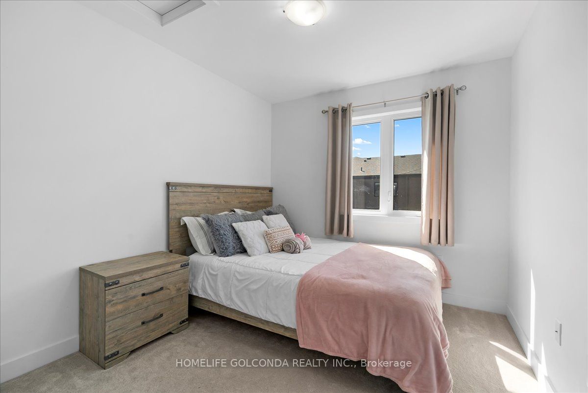 9 Evergreen Terrace Property Photo 22