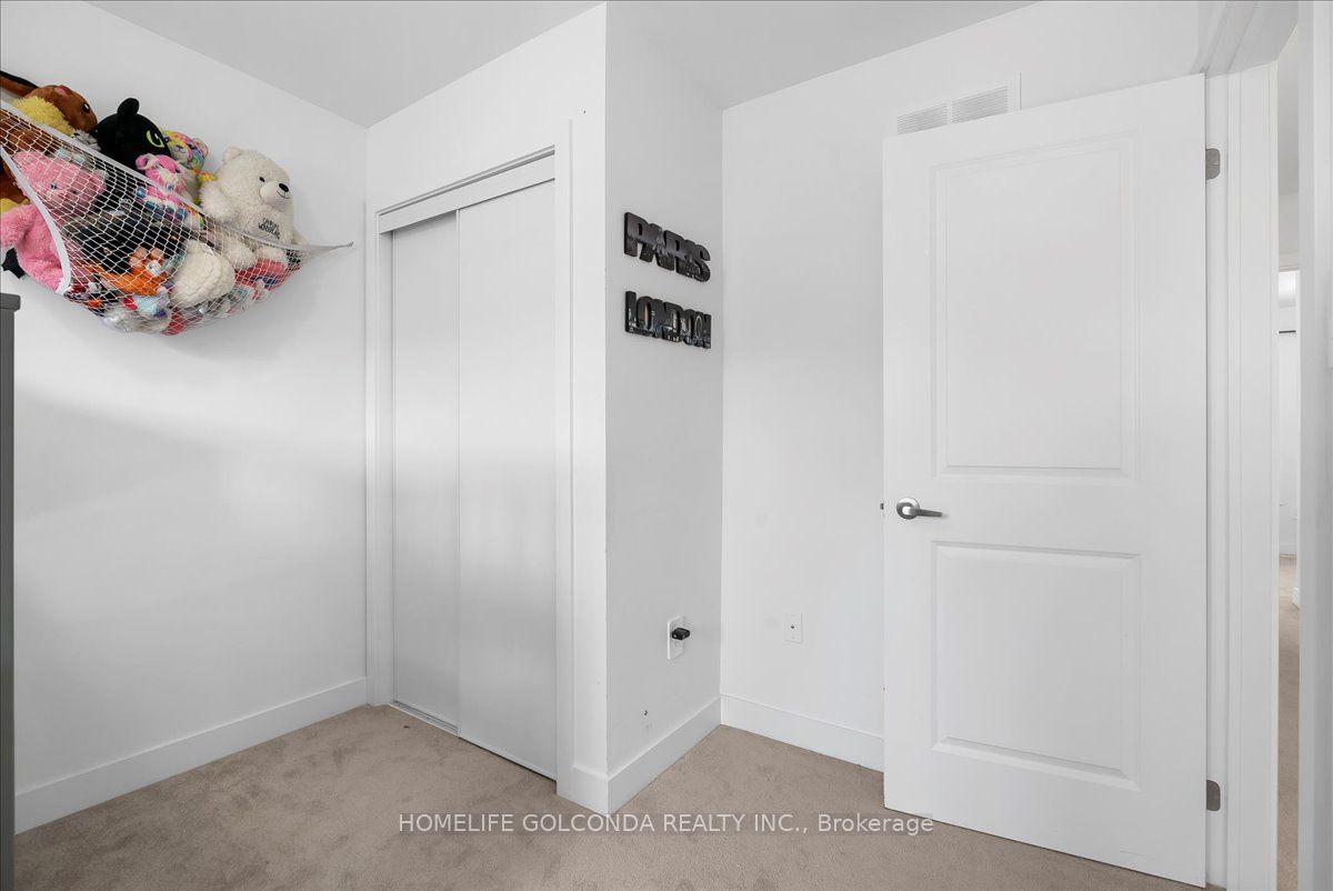 9 Evergreen Terrace Property Photo 25