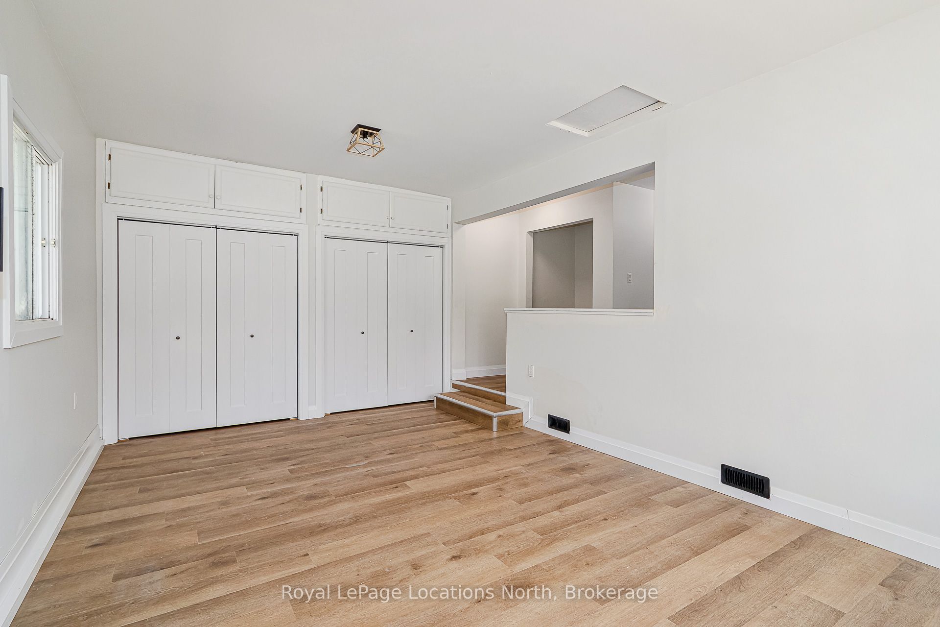 11 Lisbon Court Property Photo 16