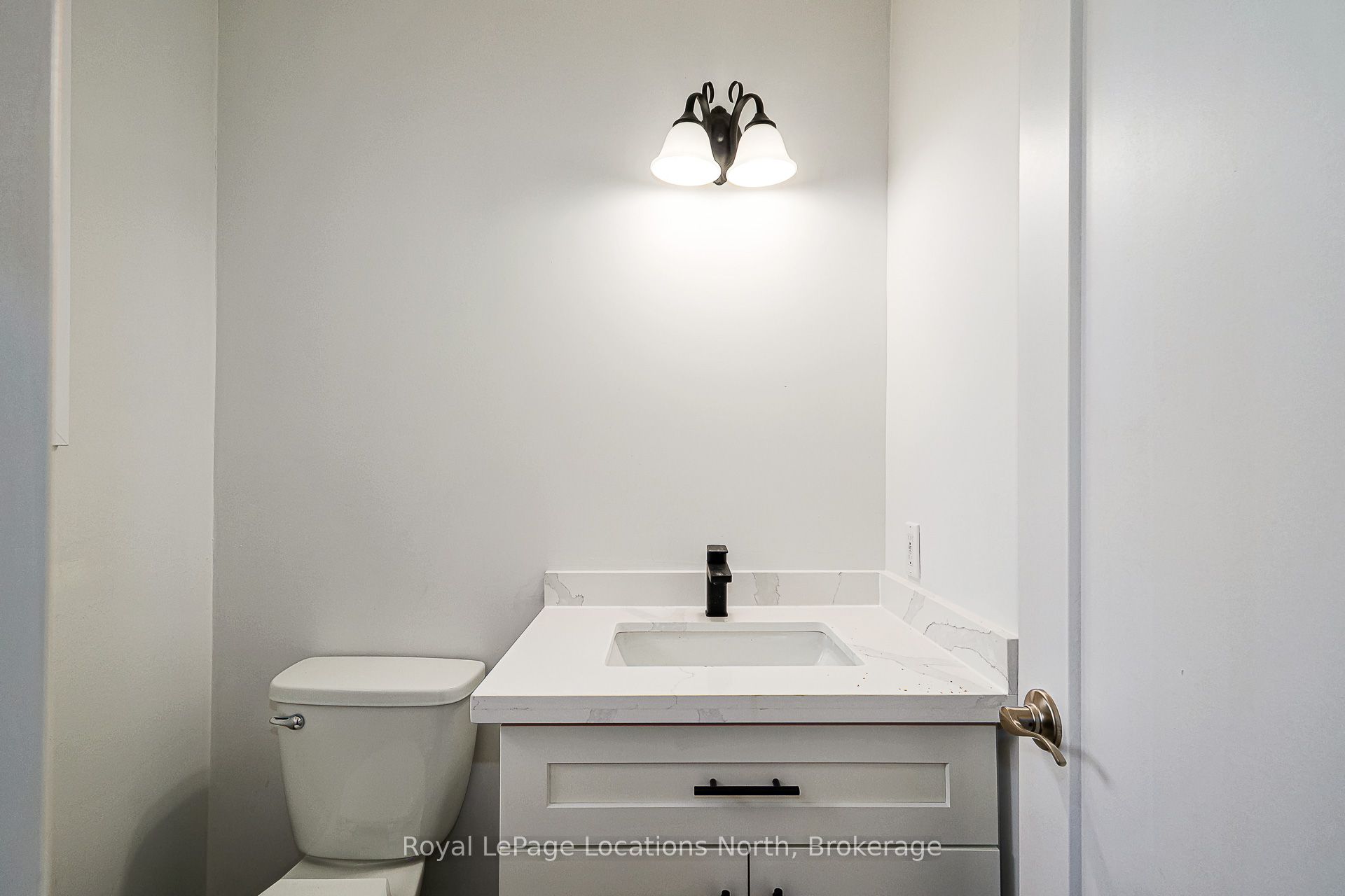 11 Lisbon Court Property Photo 28