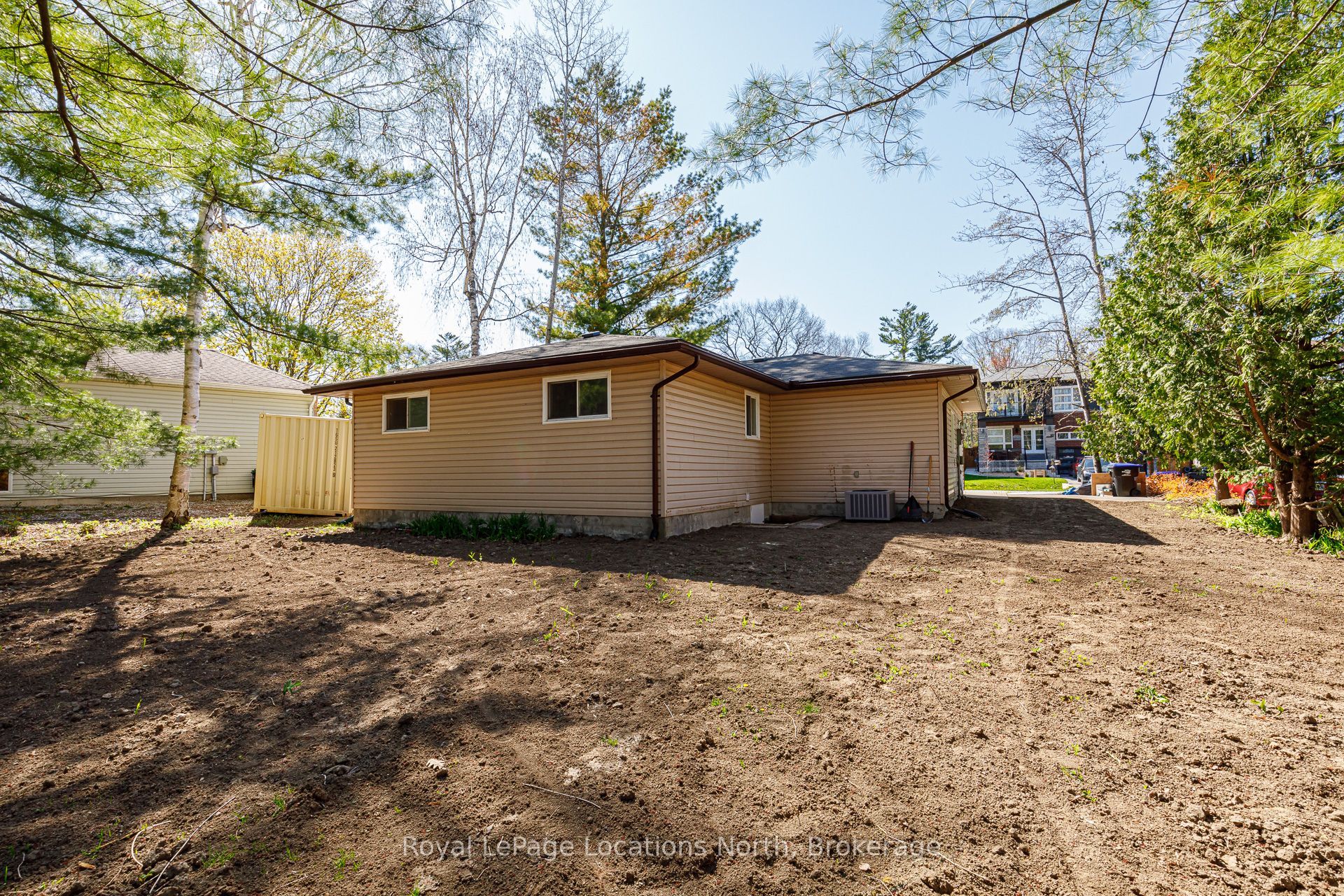 11 Lisbon Court Property Photo 44
