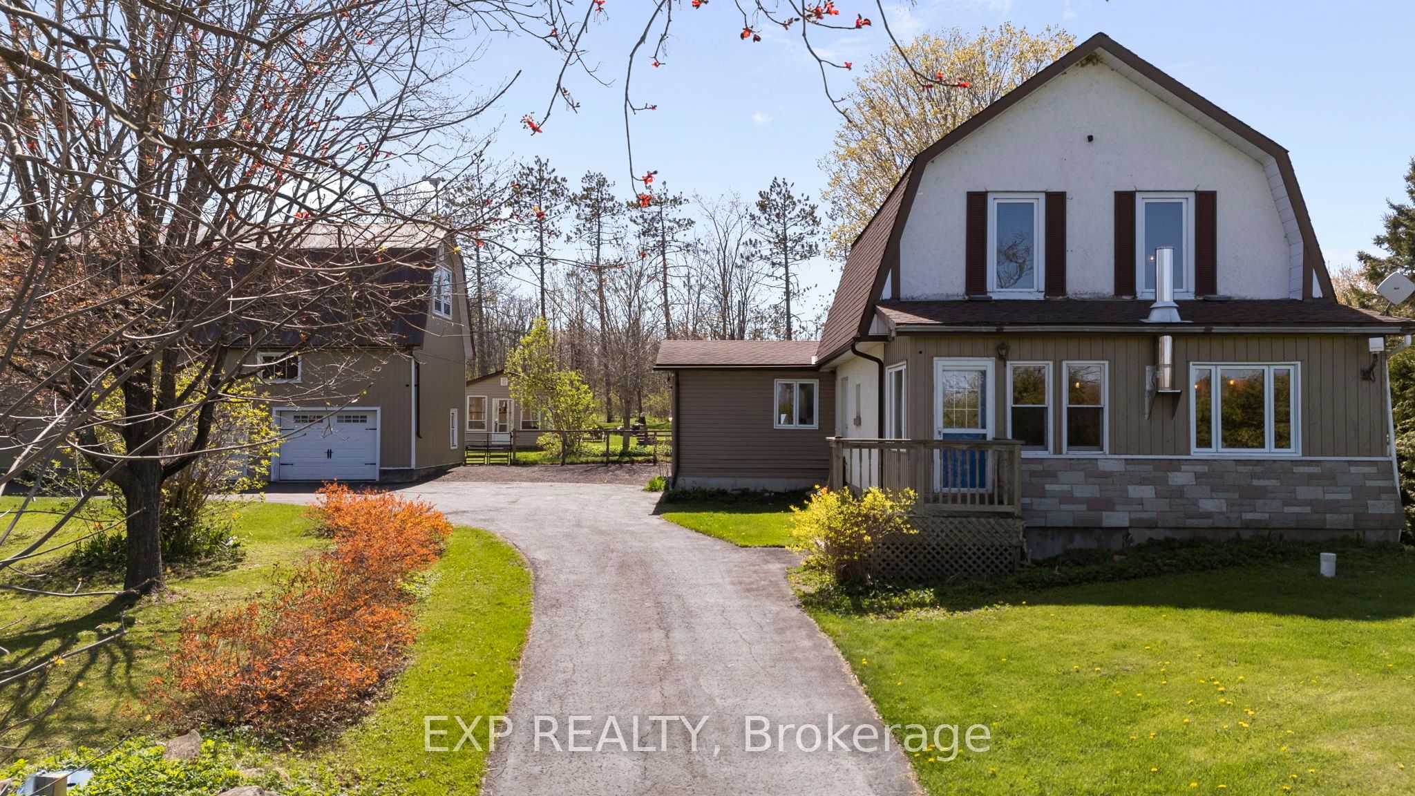 2752 Old Fort Road Property Photo 1