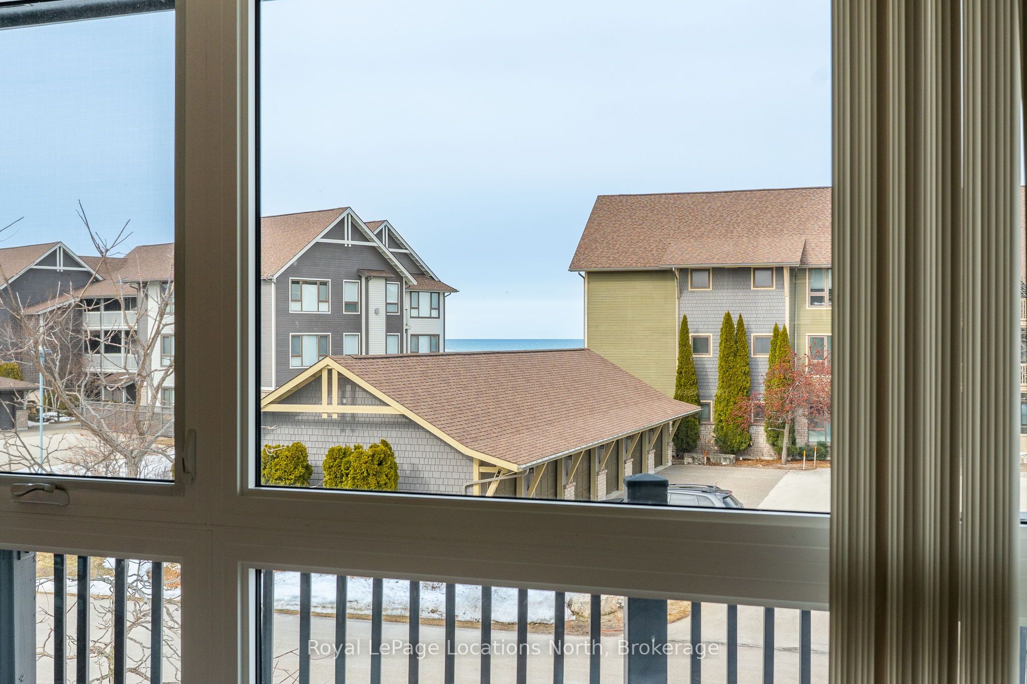 465 Mariners Way Property Photo 2
