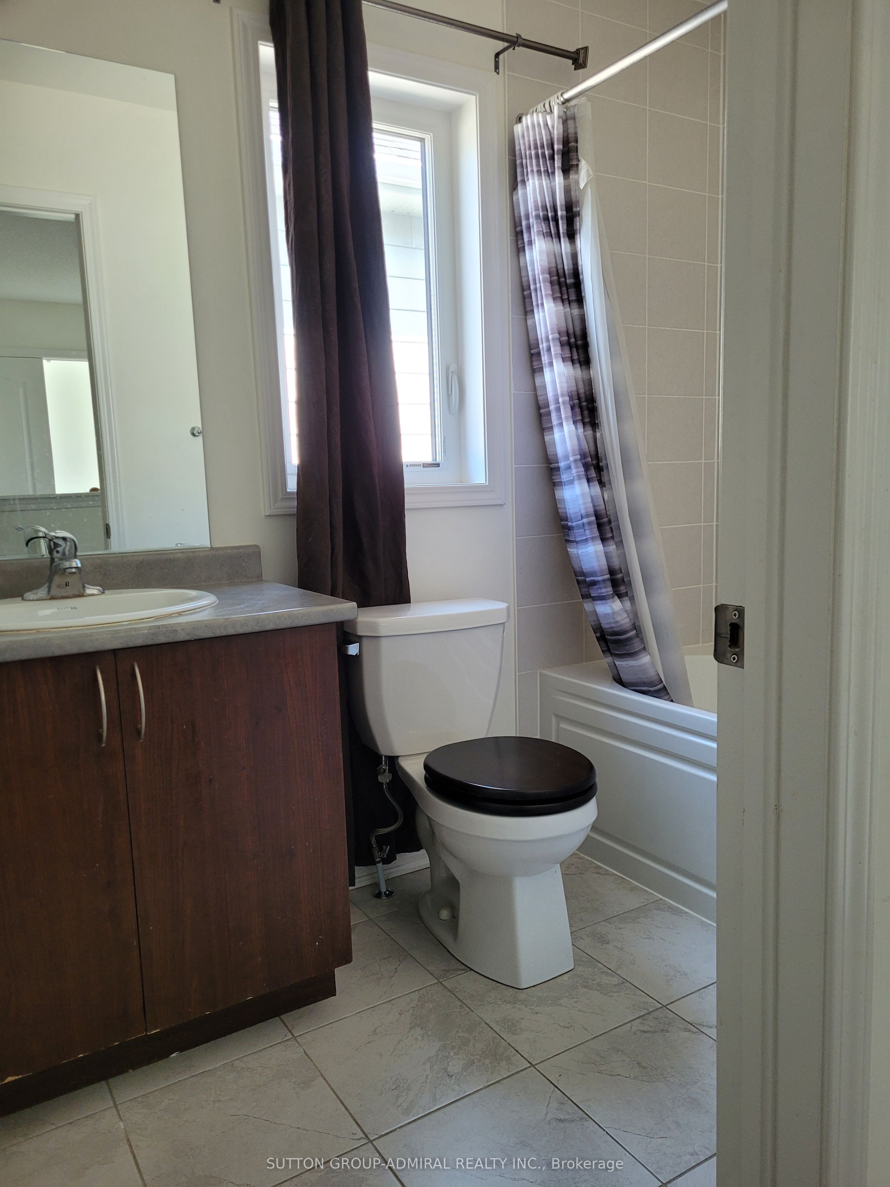 104 Village Gate Drive Property Photo 6