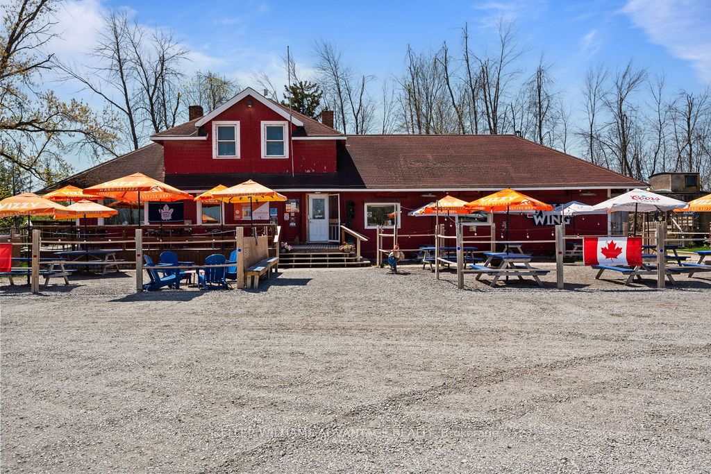 2230 Concession 3 Road Property Photo 1