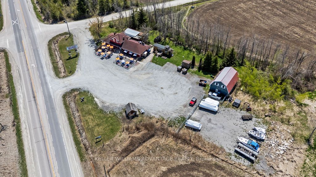 2230 Concession 3 Road Property Photo 12