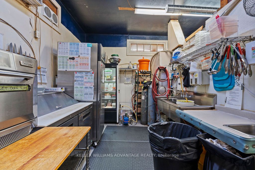 2230 Concession 3 Road Property Photo 27