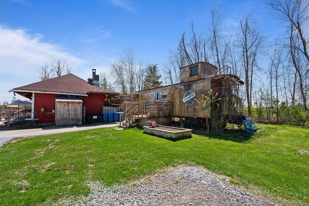 2230 Concession 3 Road Property Photo 38