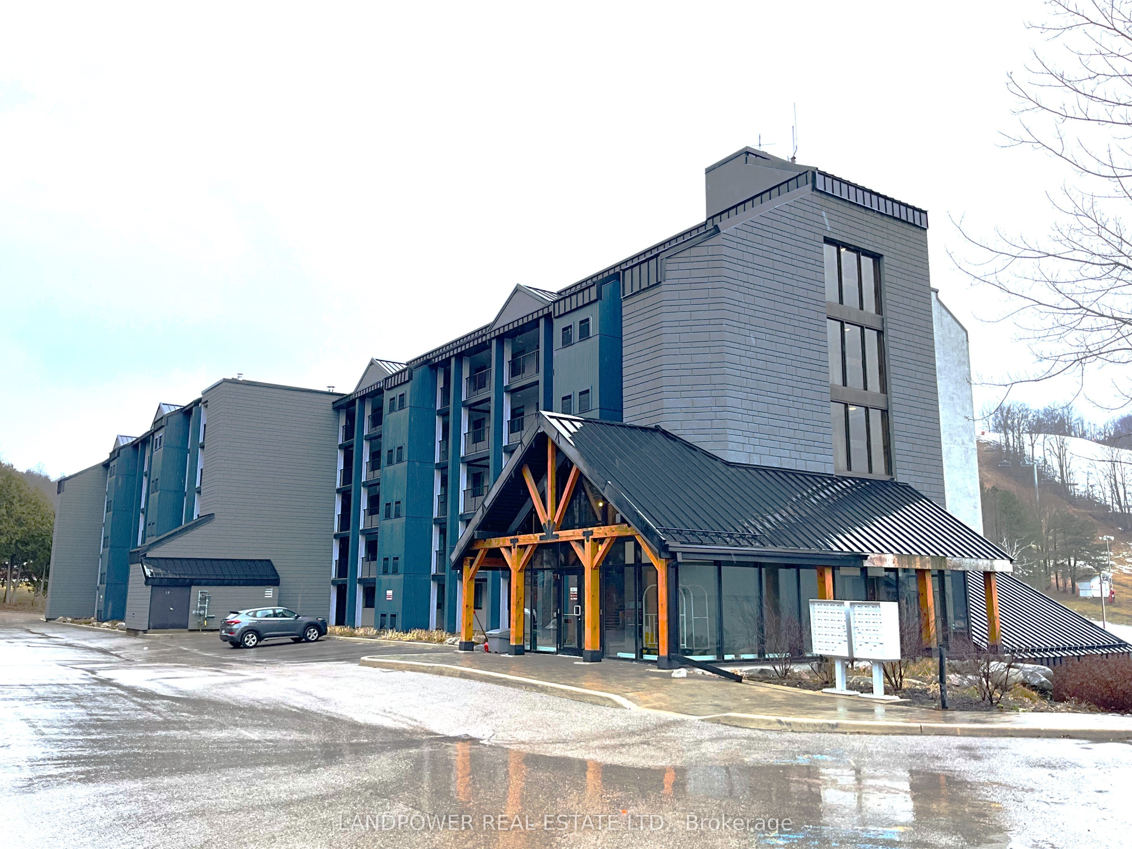 #403 - 80 Horseshoe Boulevard Property Photo 1