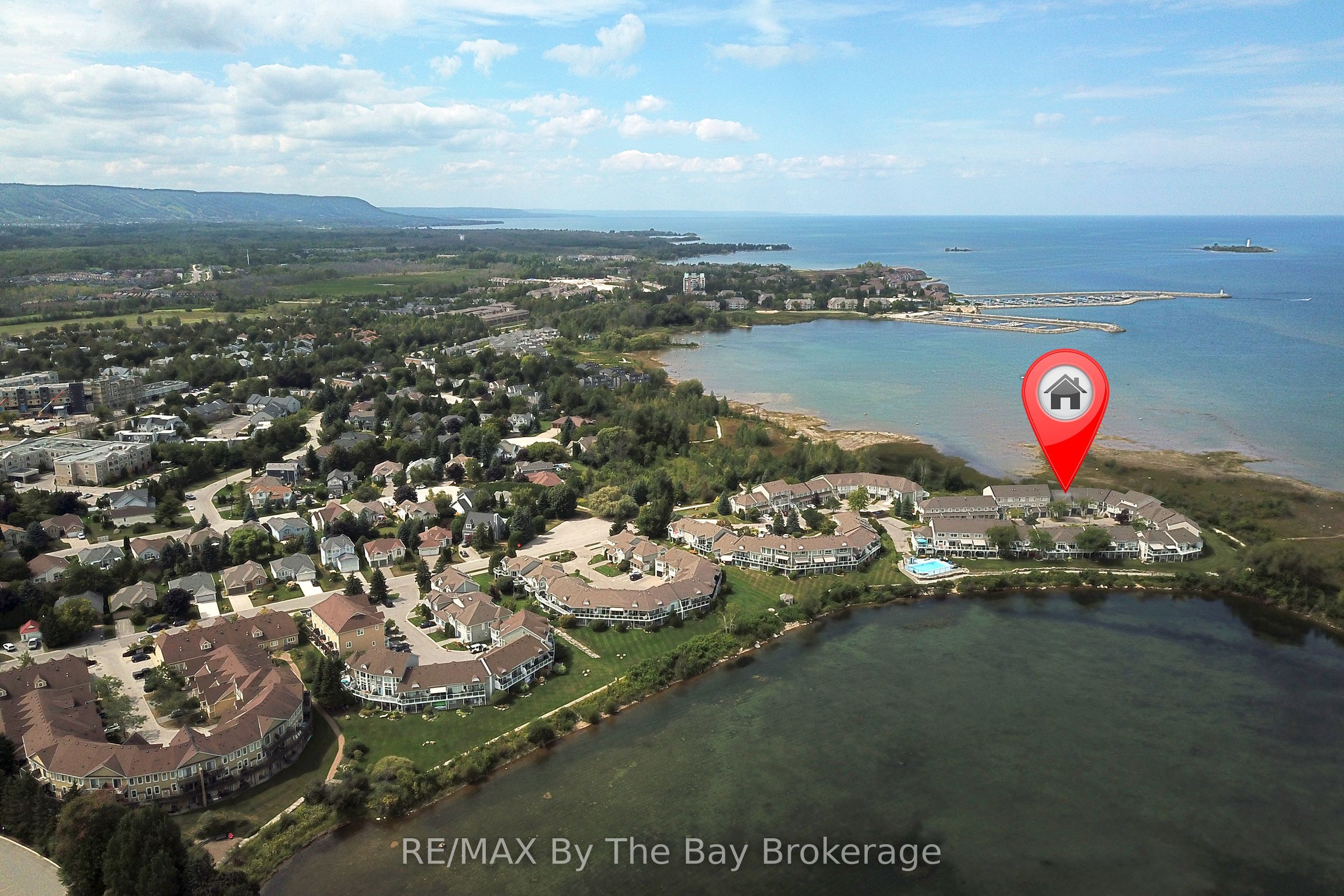 40 Cranberry Surf N/a Property Photo 2