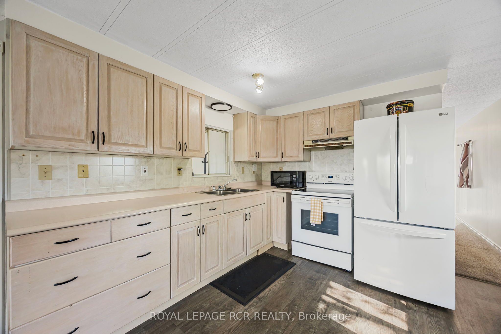 17 Balantrae Drive Property Photo 13