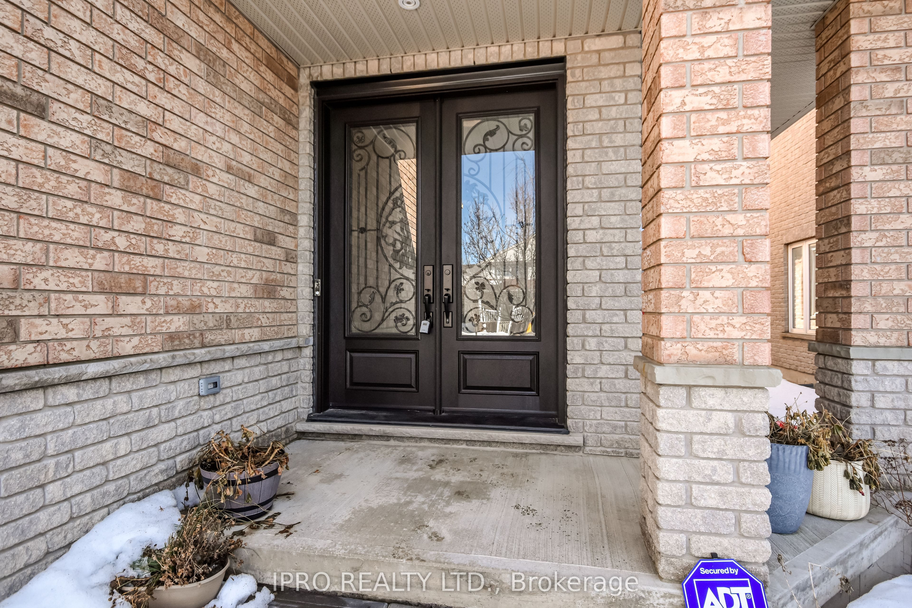 79 Sovereign's Gate Property Photo 4
