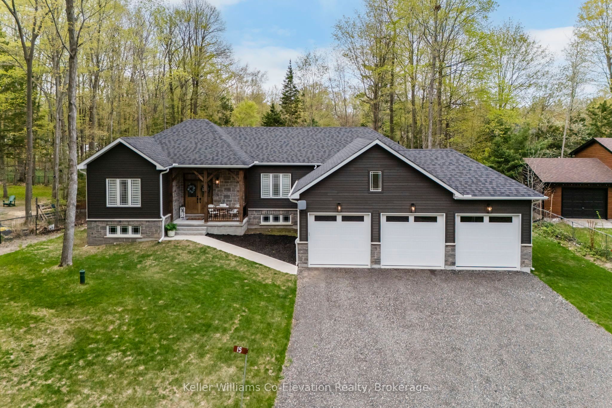 15 Pinecone Avenue Property Photo 1