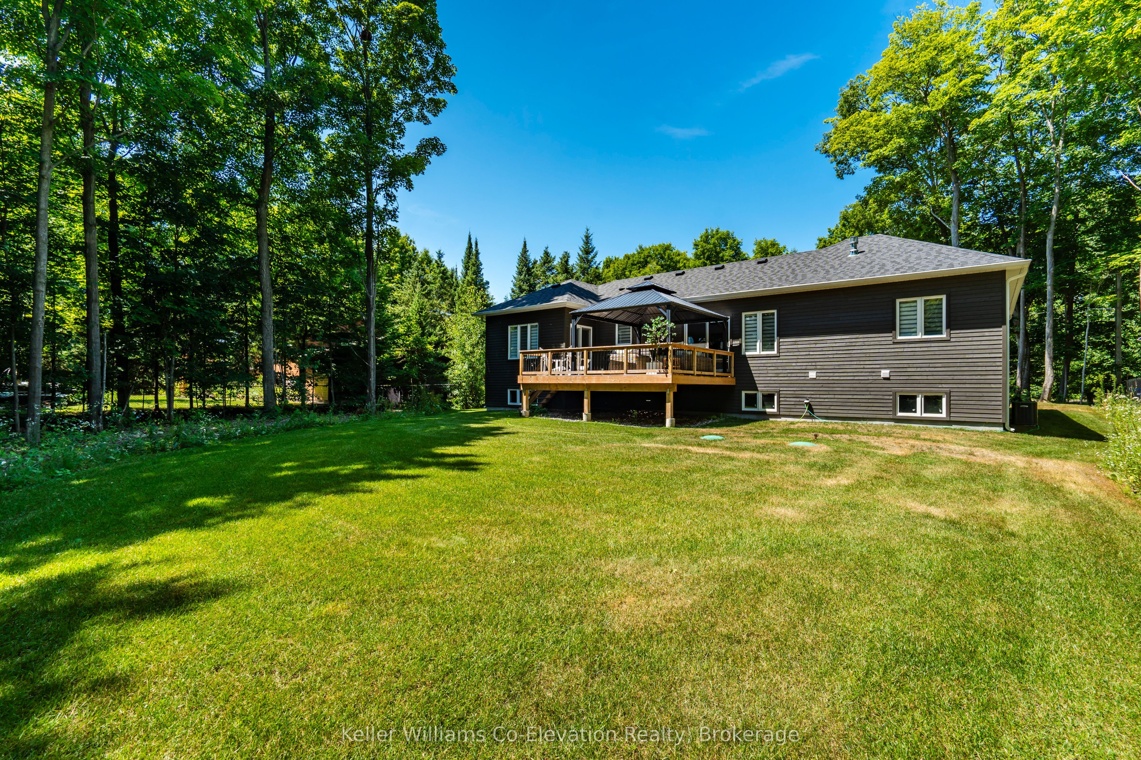 15 Pinecone Avenue Property Photo 36